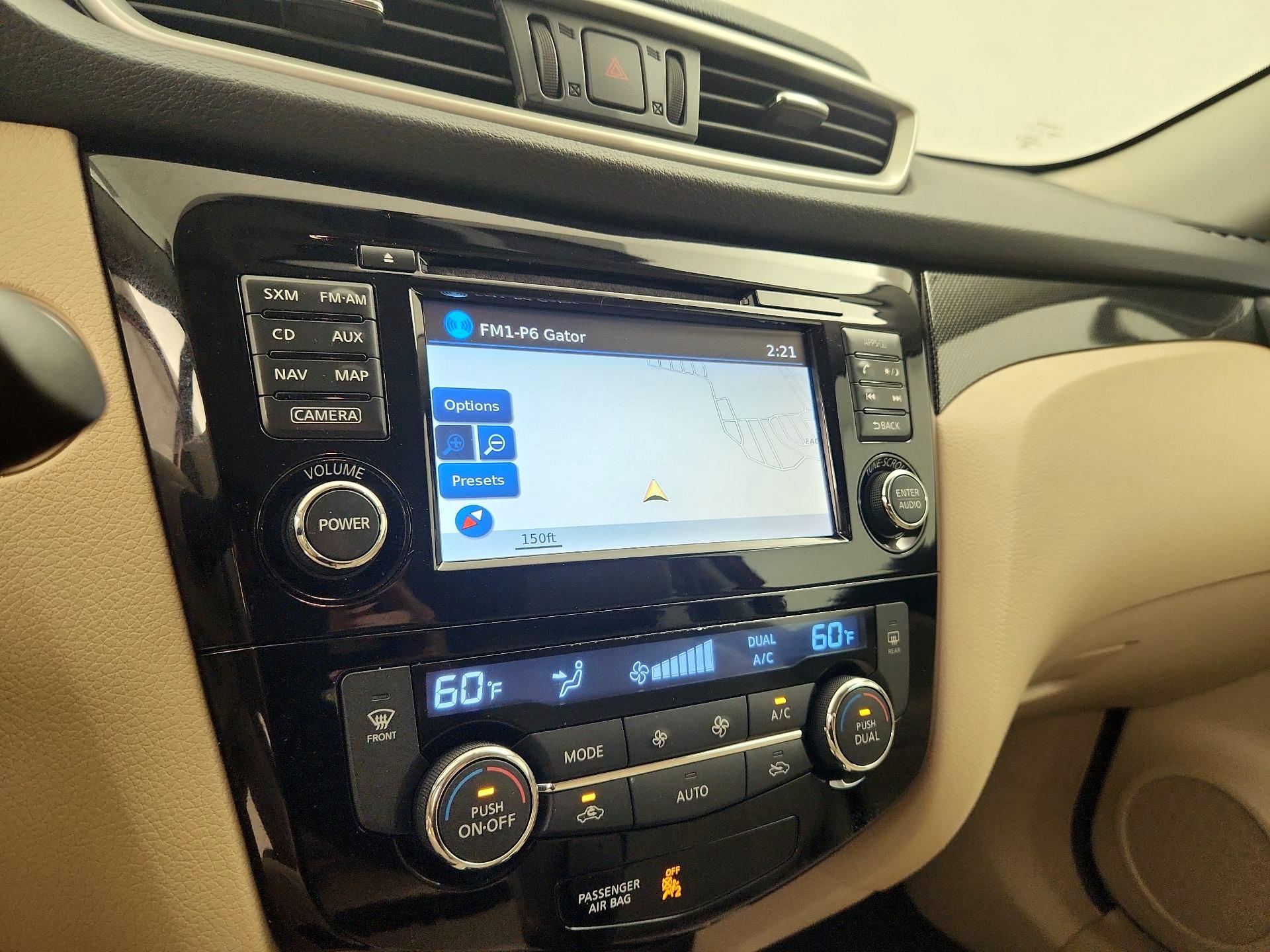 Thumbnail: 2015 Nissan Rogue - 14
