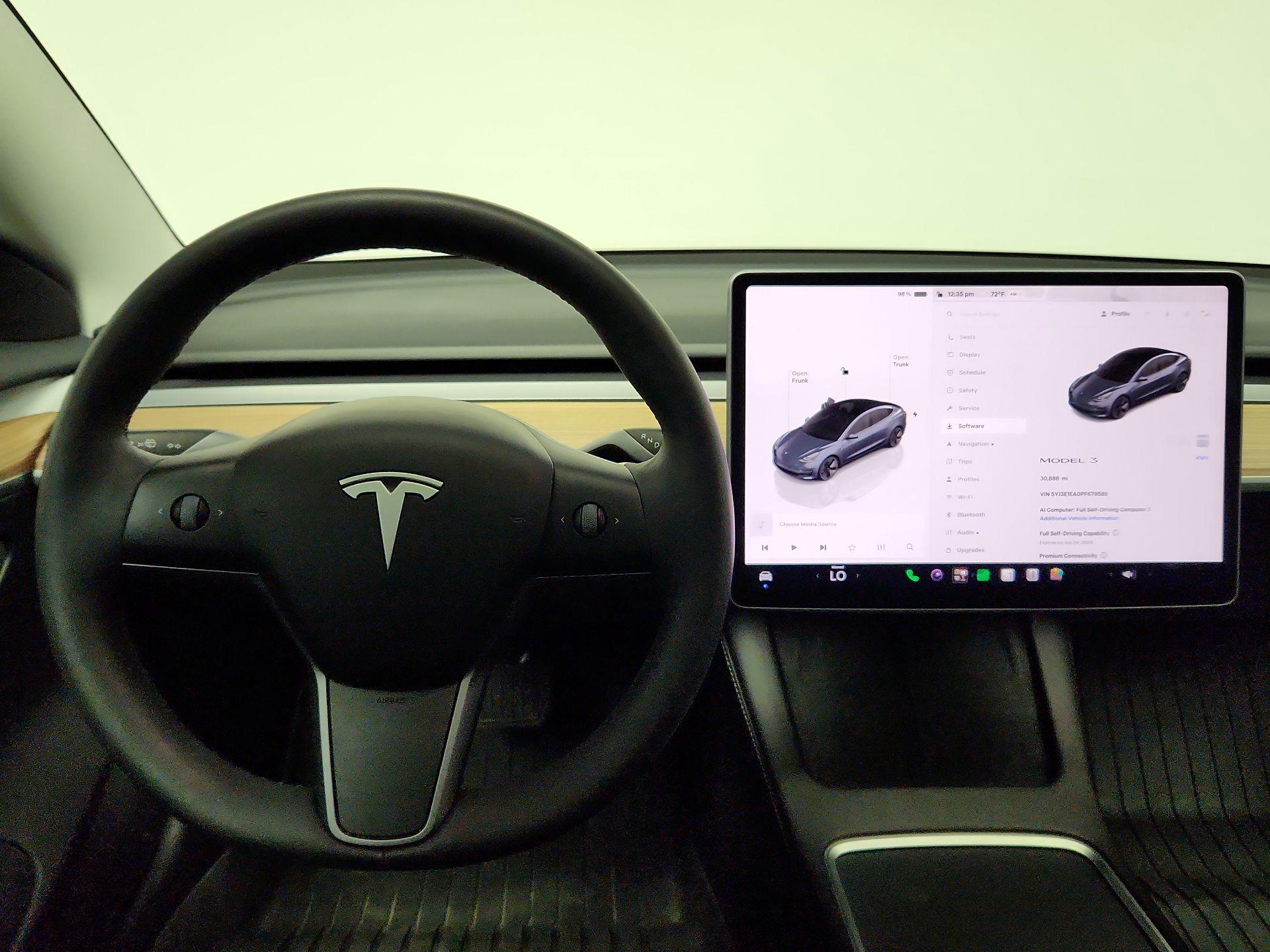 Thumbnail: 2023 Tesla Model 3 - 10