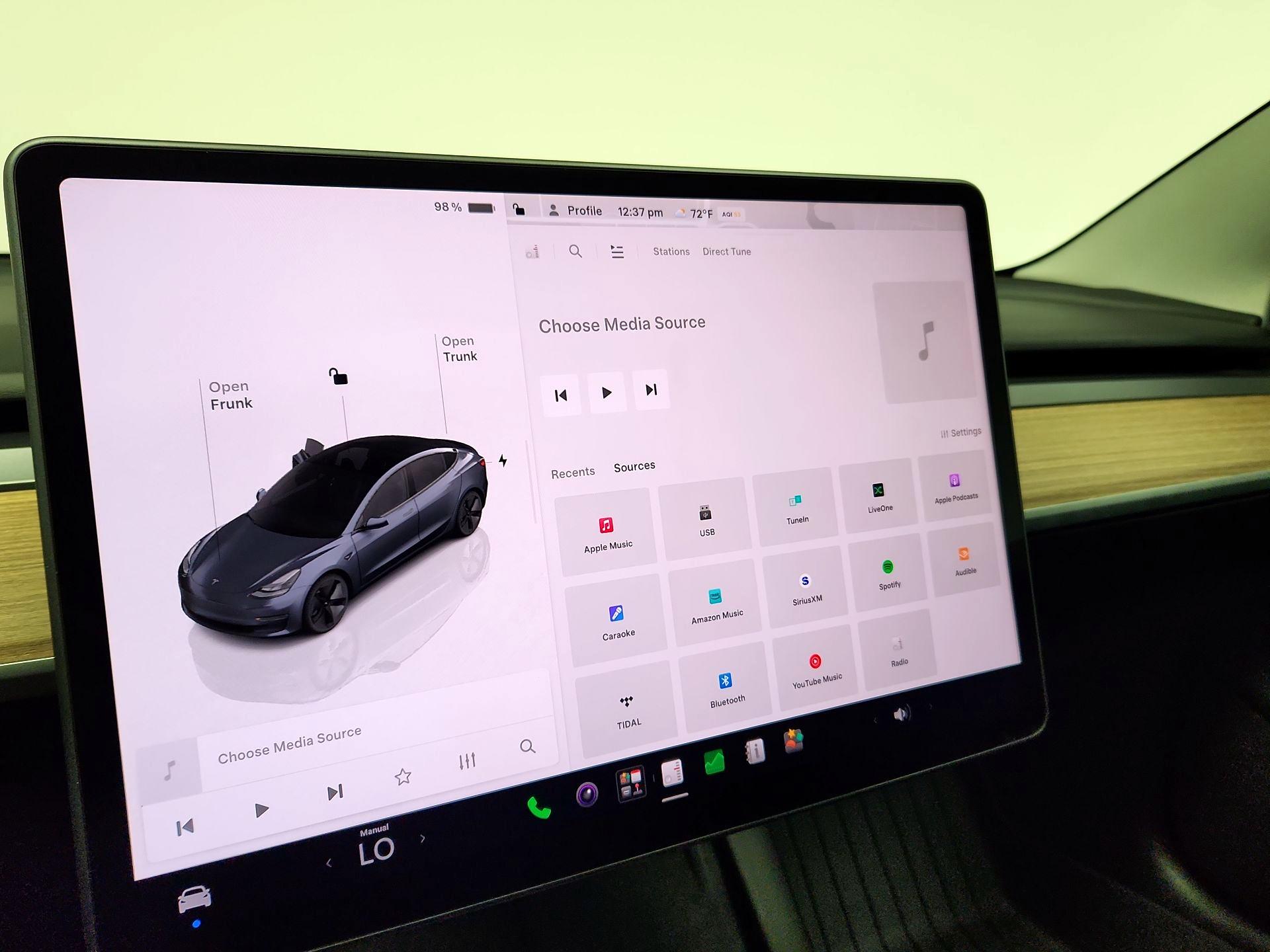 Thumbnail: 2023 Tesla Model 3 - 15