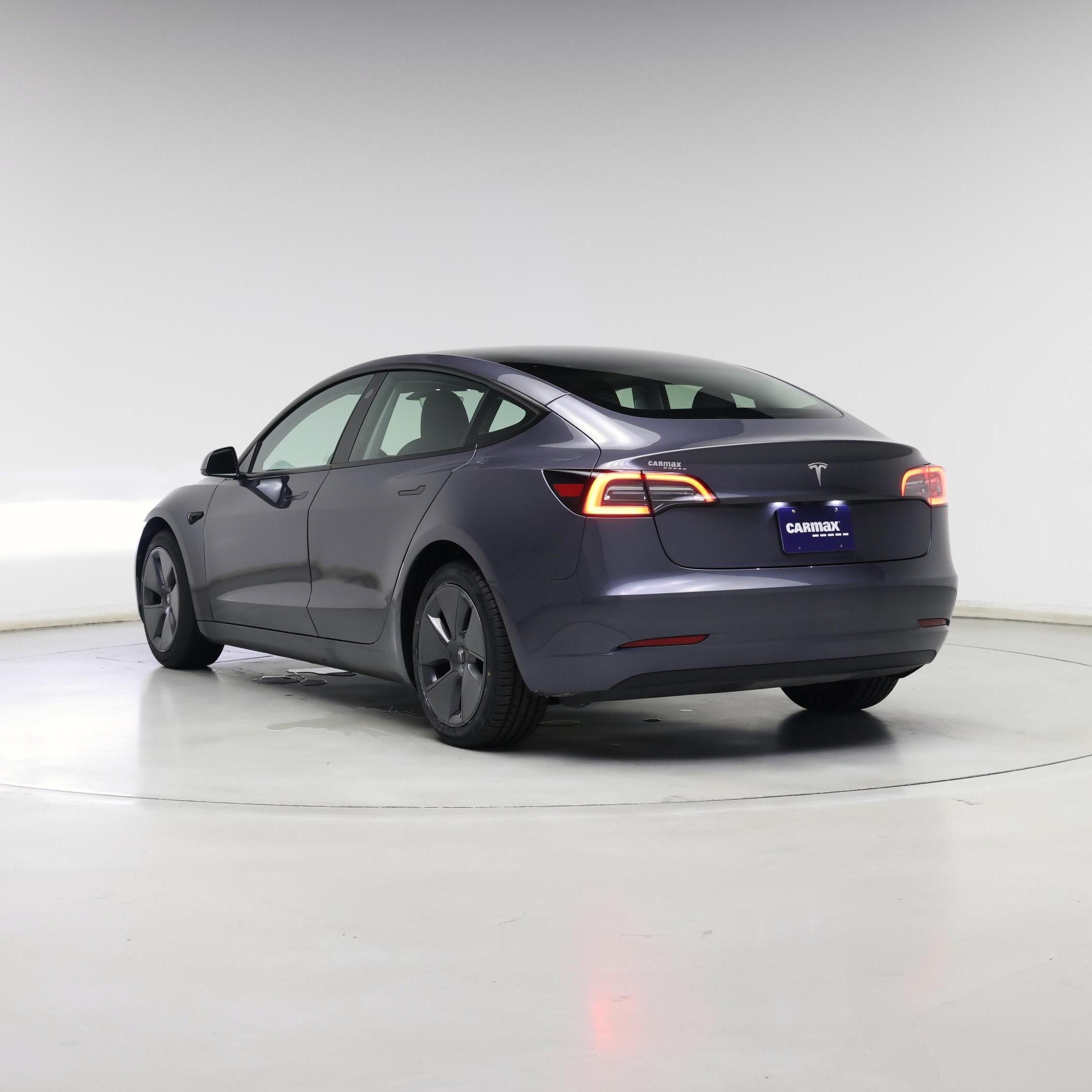 Thumbnail: 2023 Tesla Model 3 - 2
