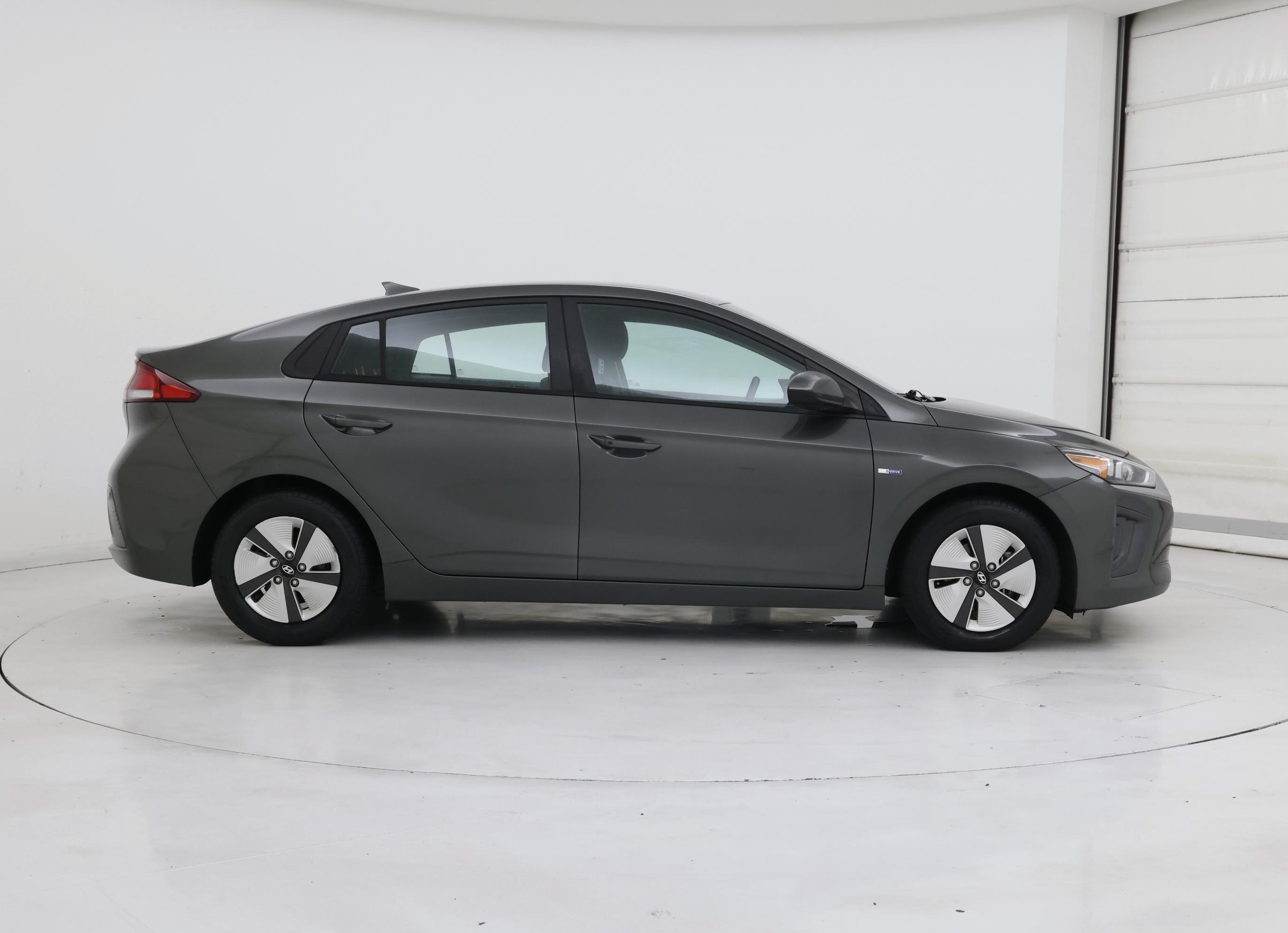 Thumbnail: 2020 Hyundai Ioniq - 7