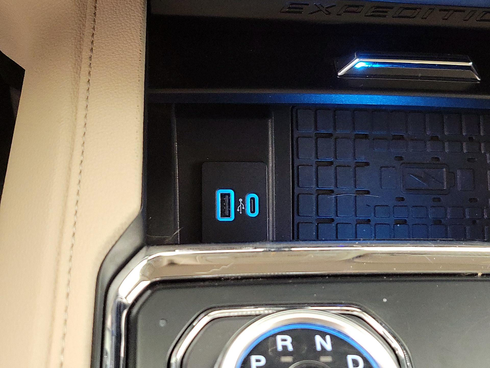 Thumbnail: 2024 Ford Expedition - 18