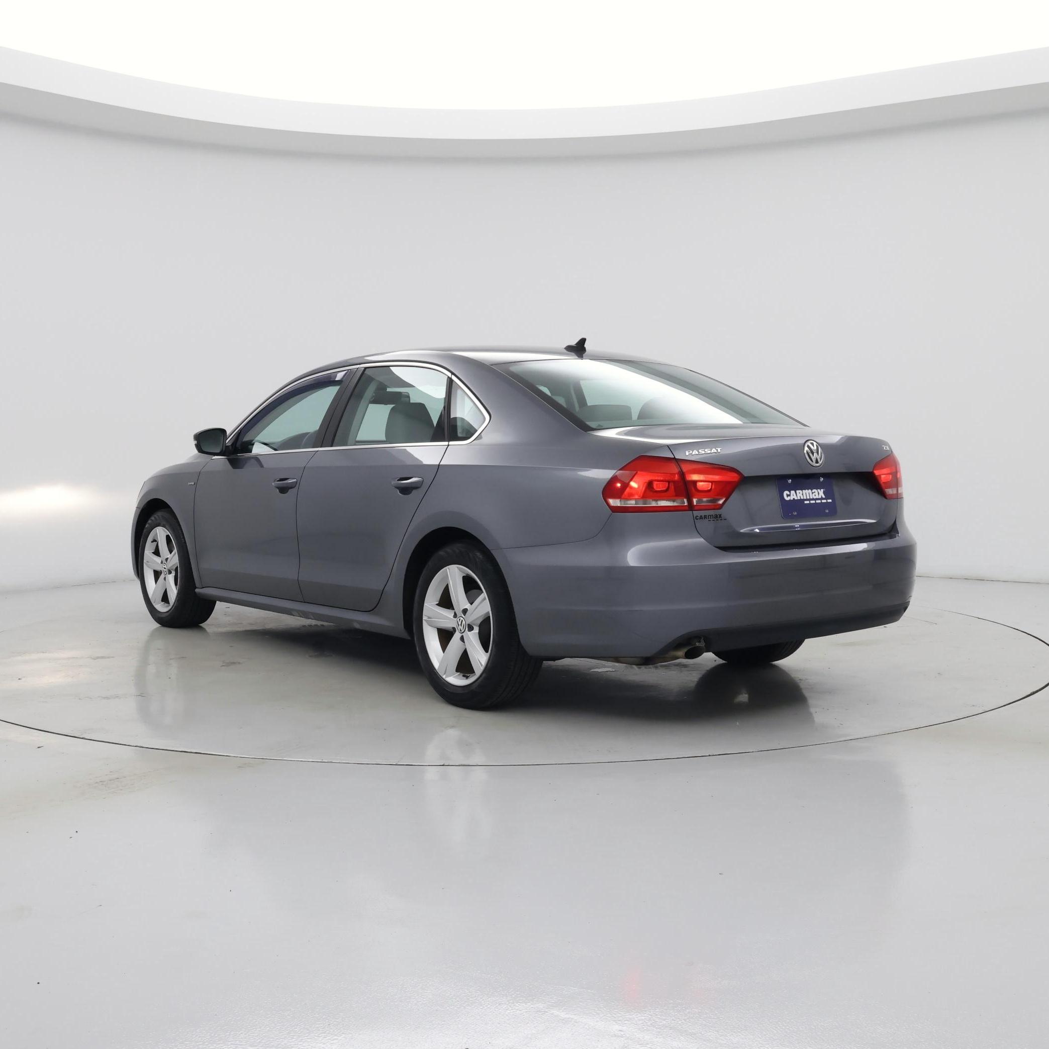 Thumbnail: 2015 Volkswagen Passat - 2