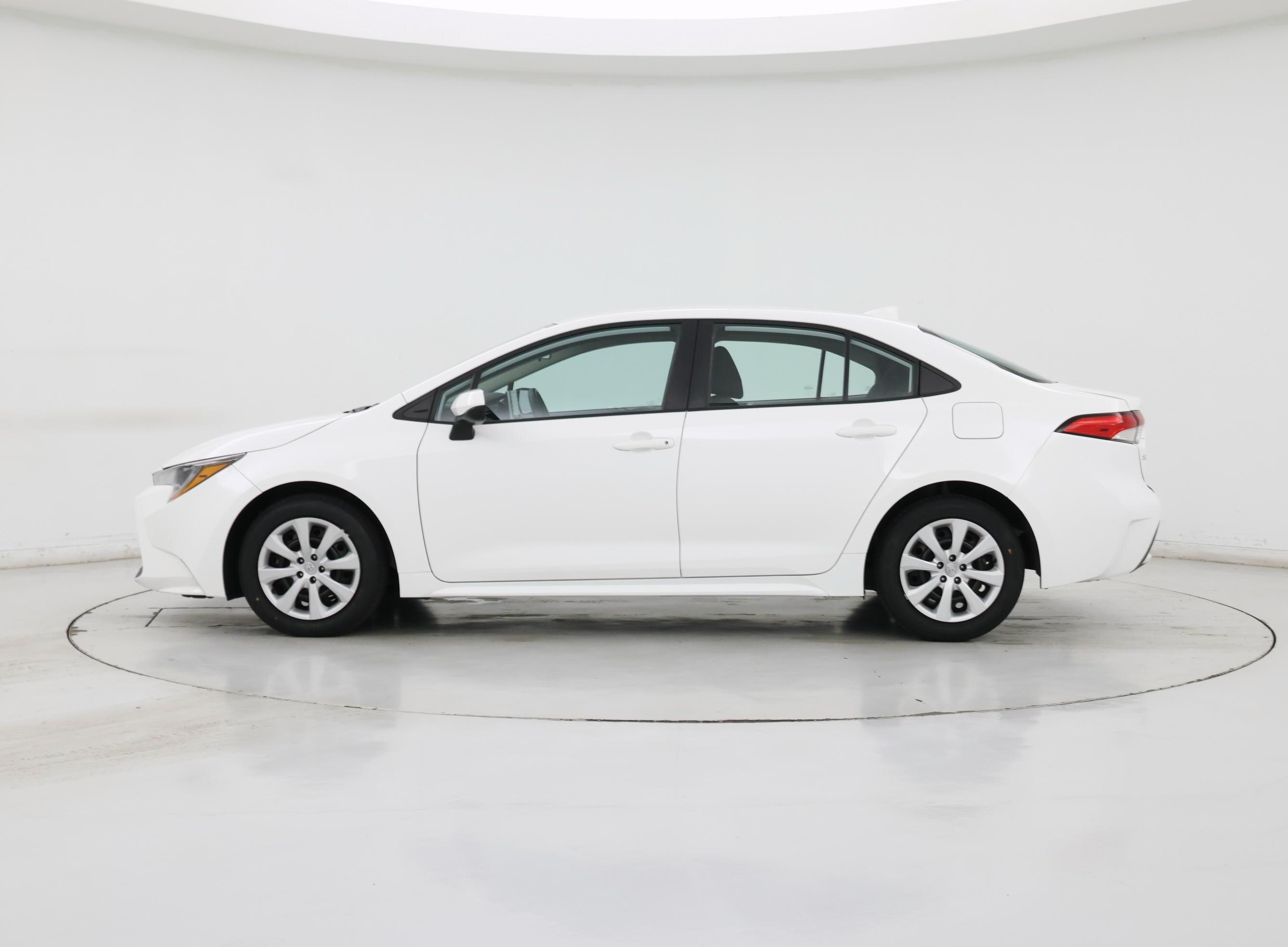 Thumbnail: 2021 Toyota Corolla - 3