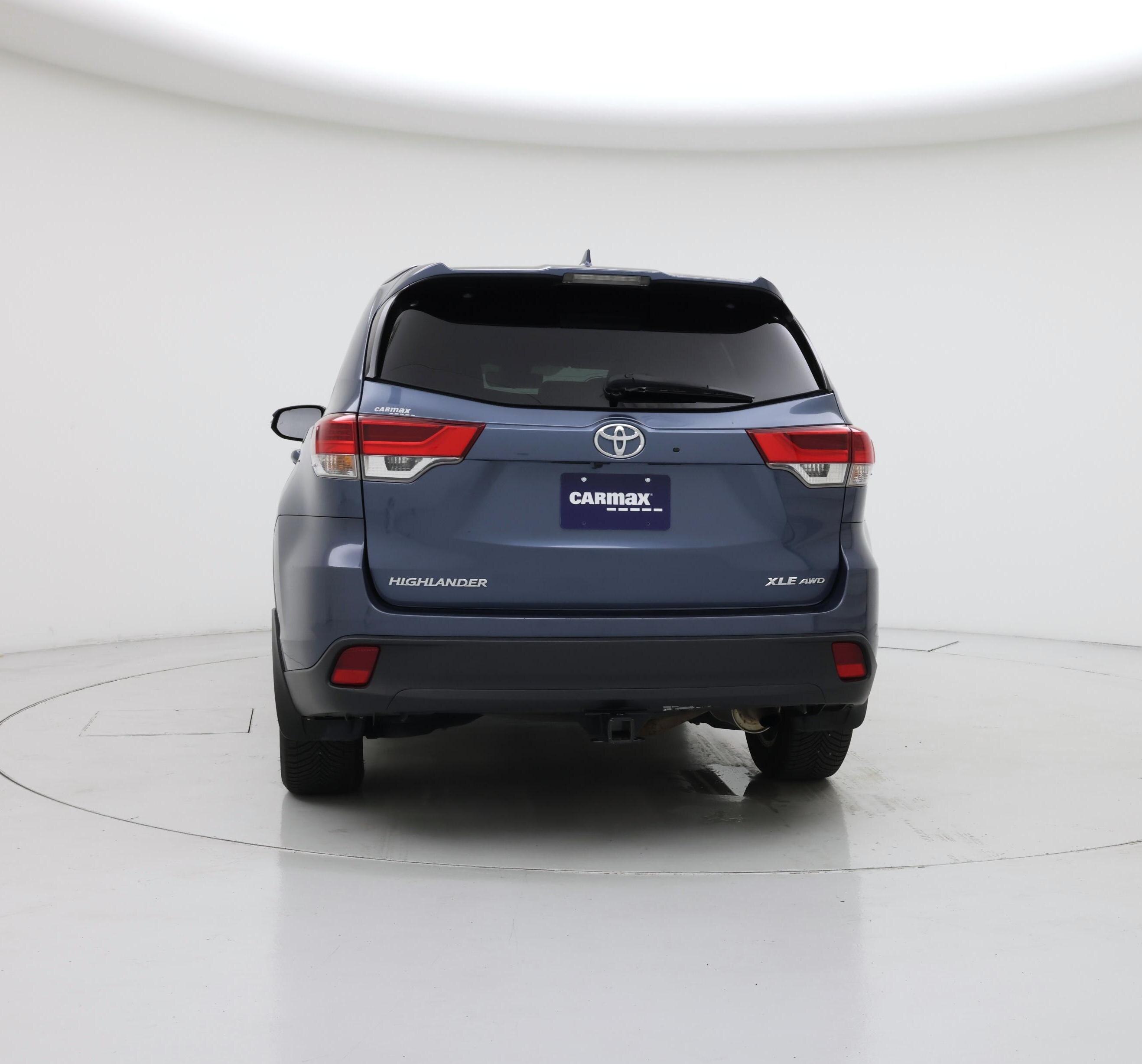 Thumbnail: 2017 Toyota Highlander - 6