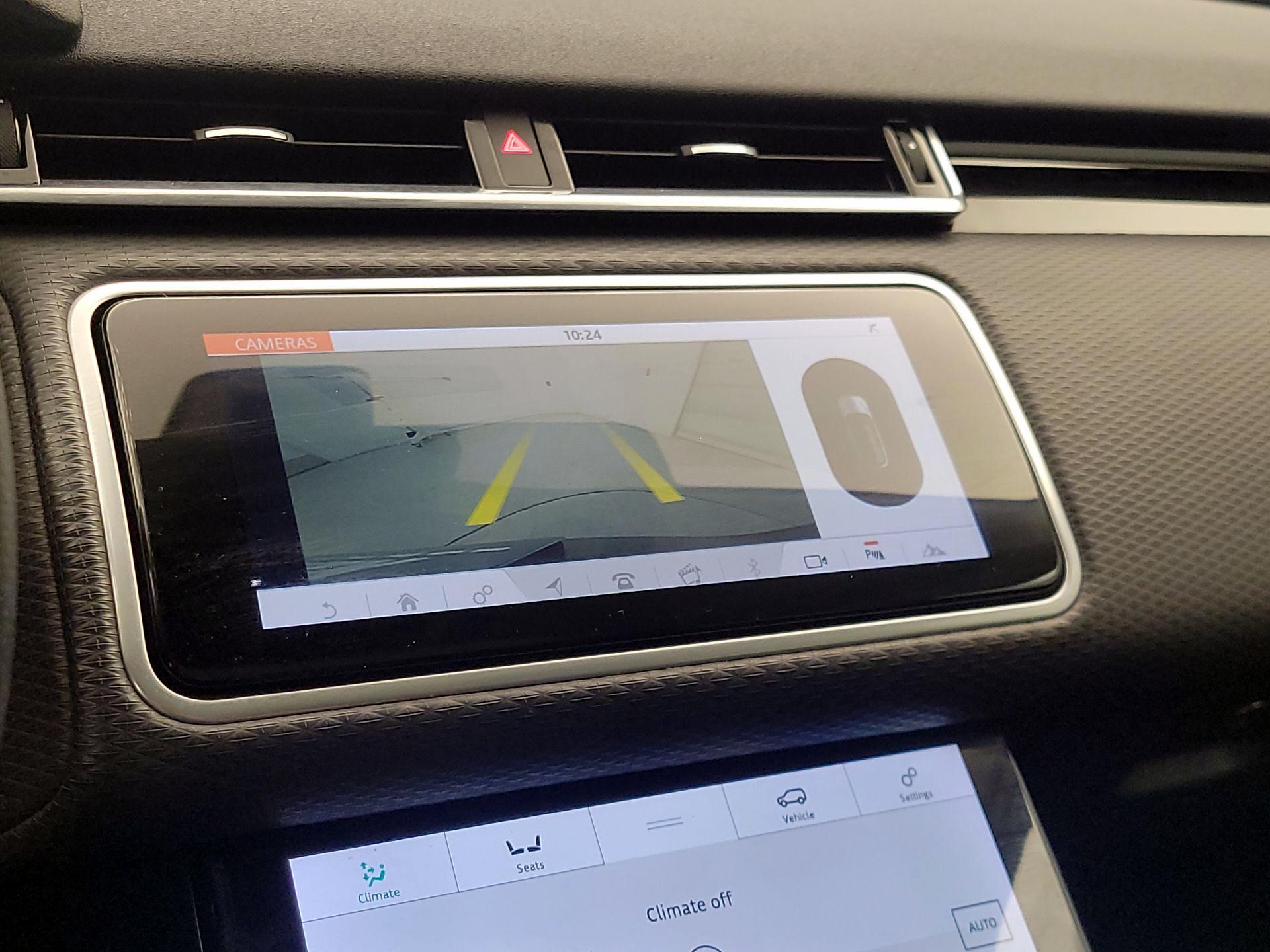 Thumbnail: 2020 Land Rover Range Rover Velar - 15