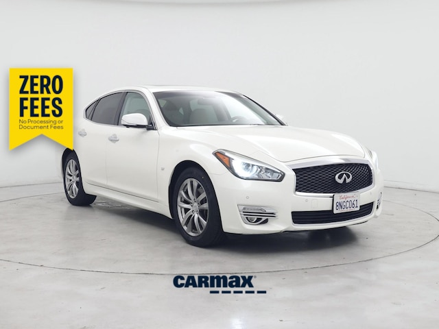 White 2019 INFINITI Q70 3.7 Luxe RWD Sedan Rear-Wheel Drive Automatic