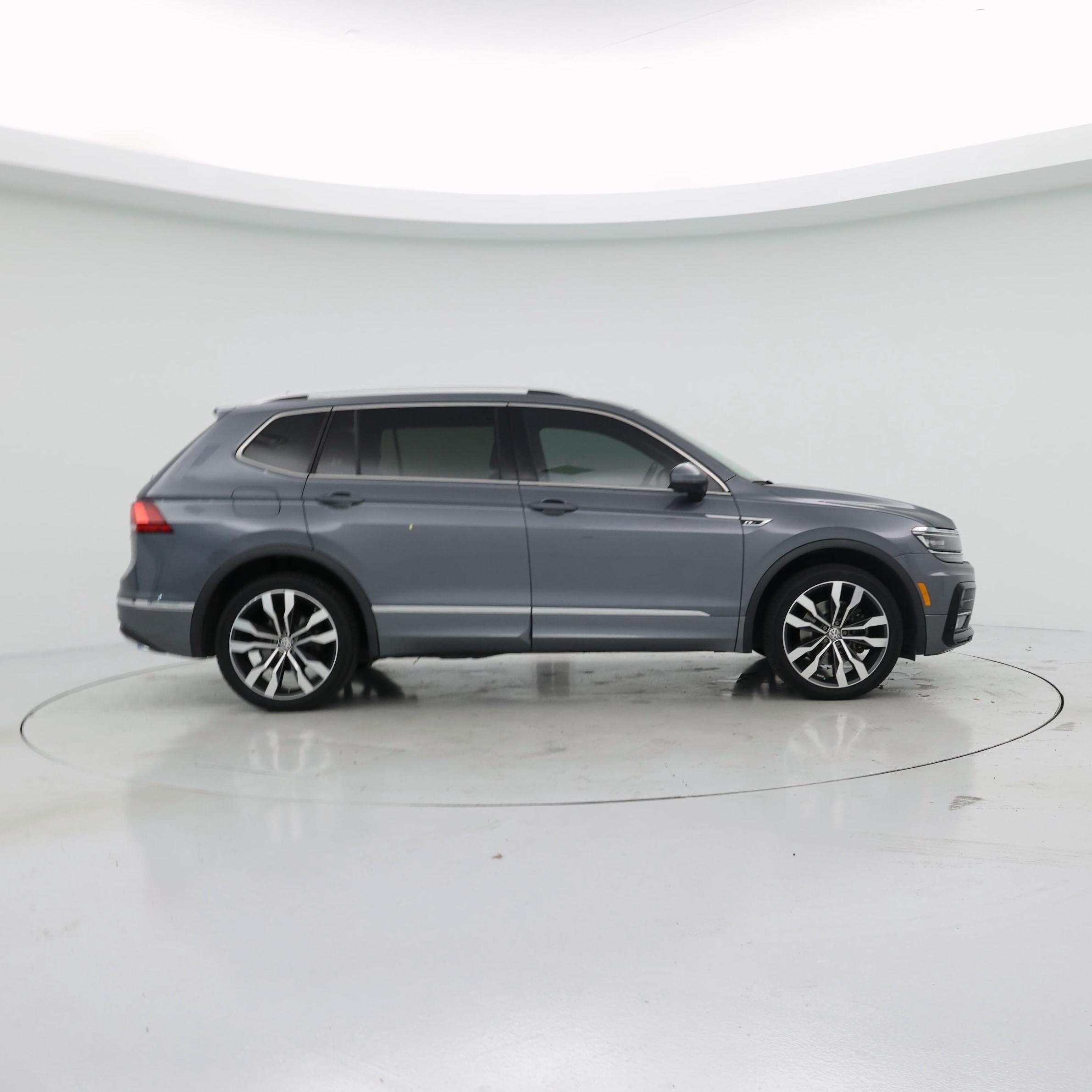 Thumbnail: 2020 Volkswagen Tiguan - 7