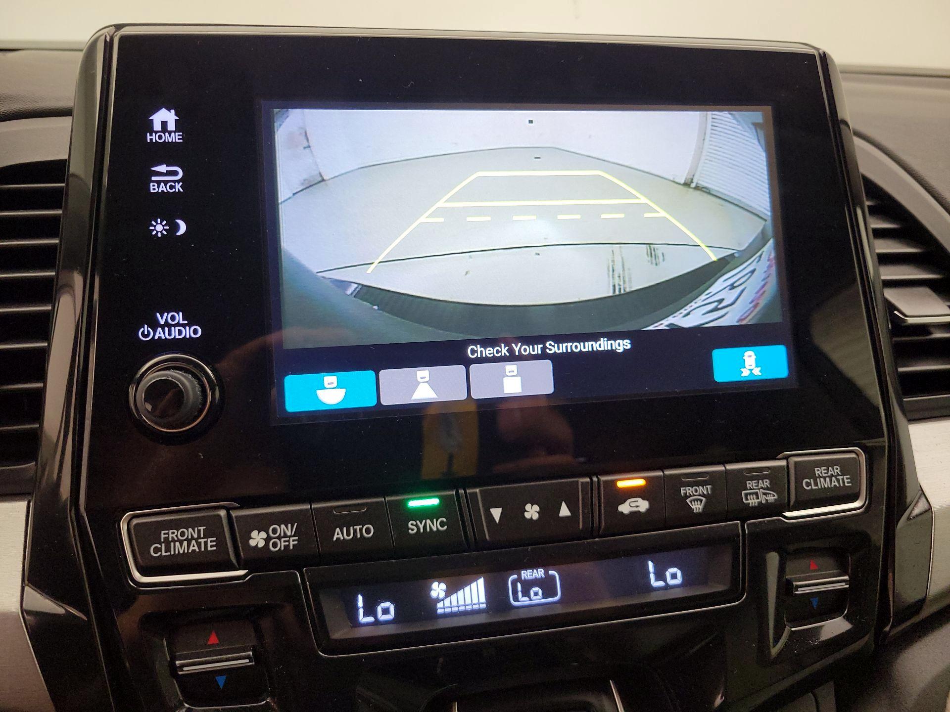 Thumbnail: 2019 Honda Odyssey - 14