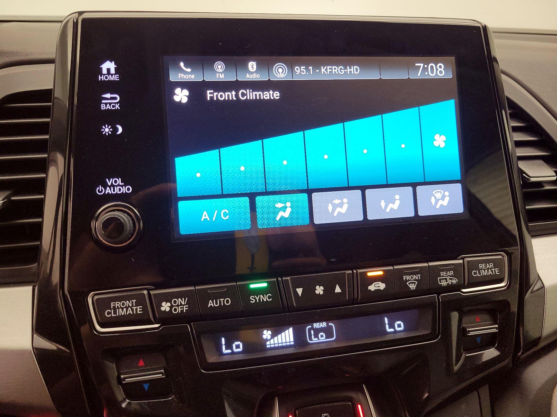 Thumbnail: 2019 Honda Odyssey - 16