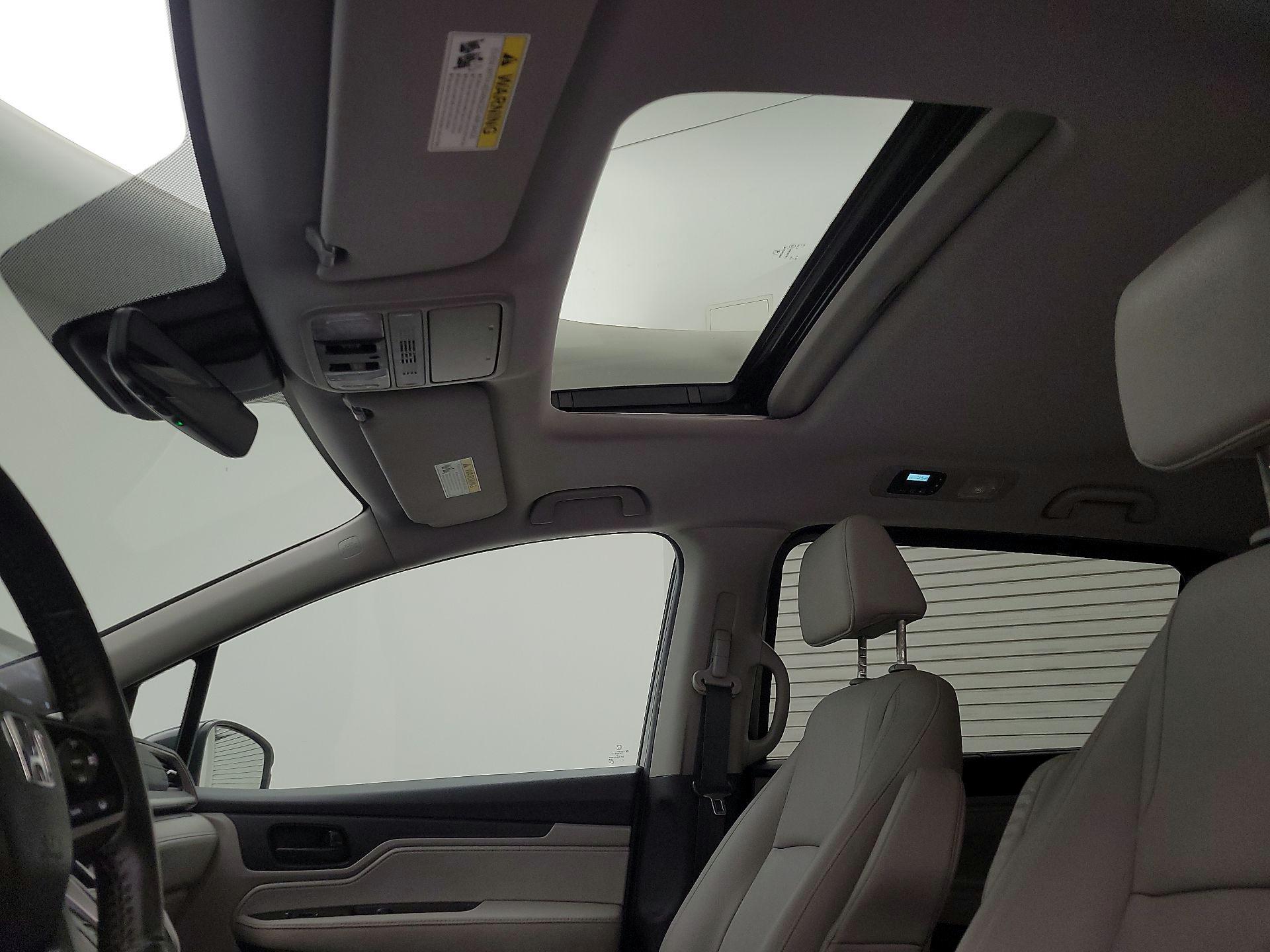 Thumbnail: 2019 Honda Odyssey - 19