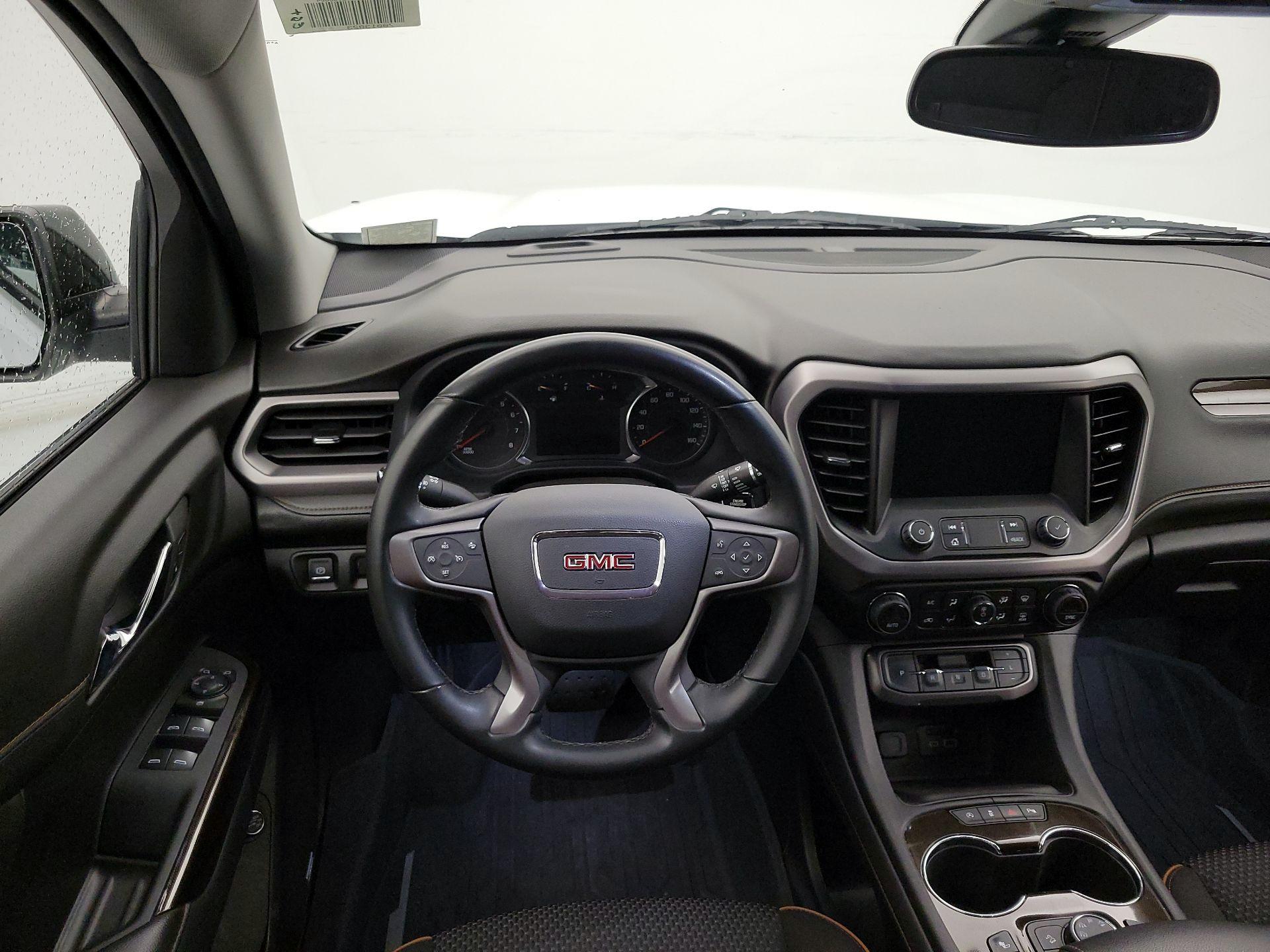 Thumbnail: 2023 GMC Acadia - 10
