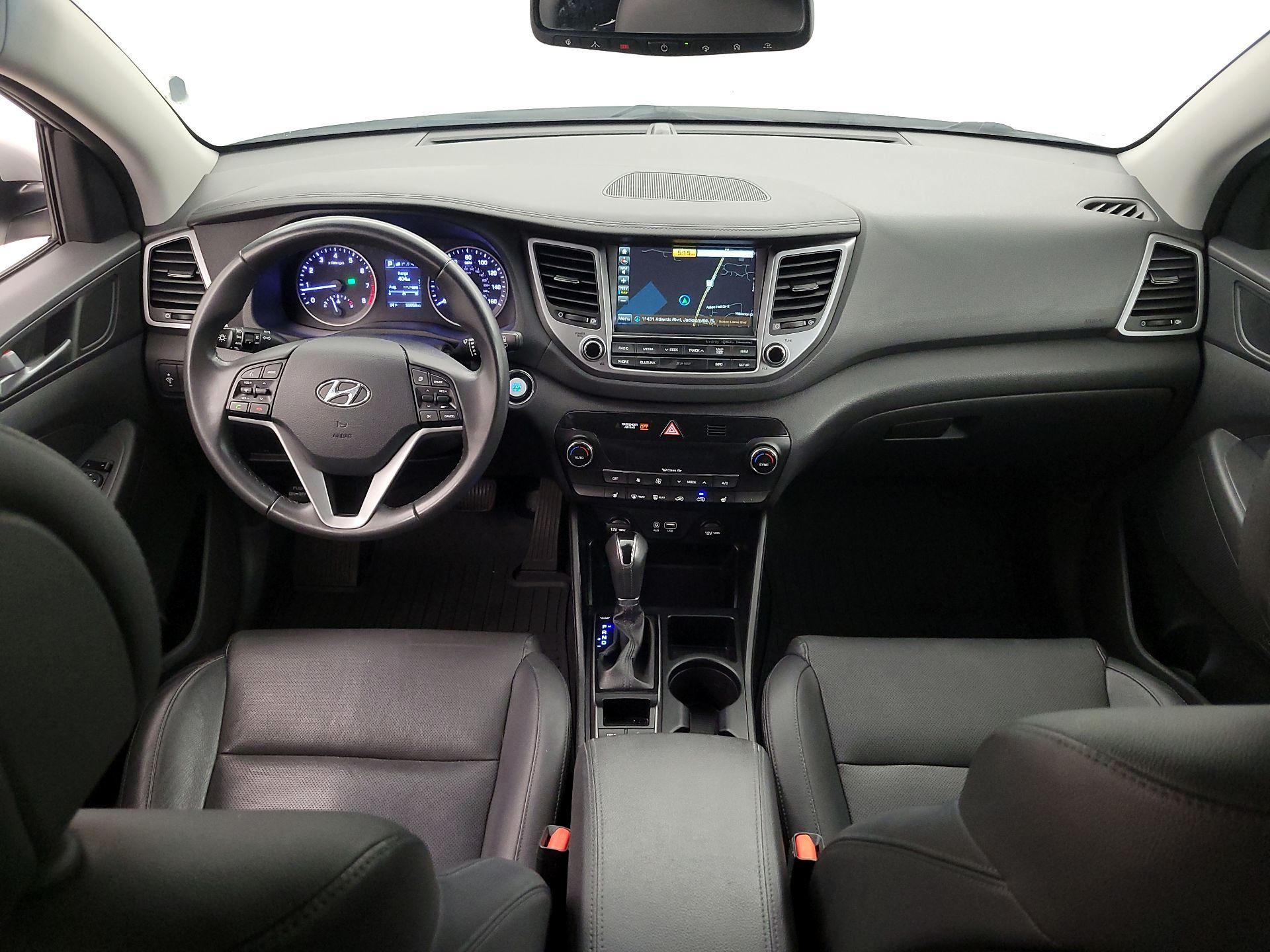 Thumbnail: 2017 Hyundai Tucson - 8
