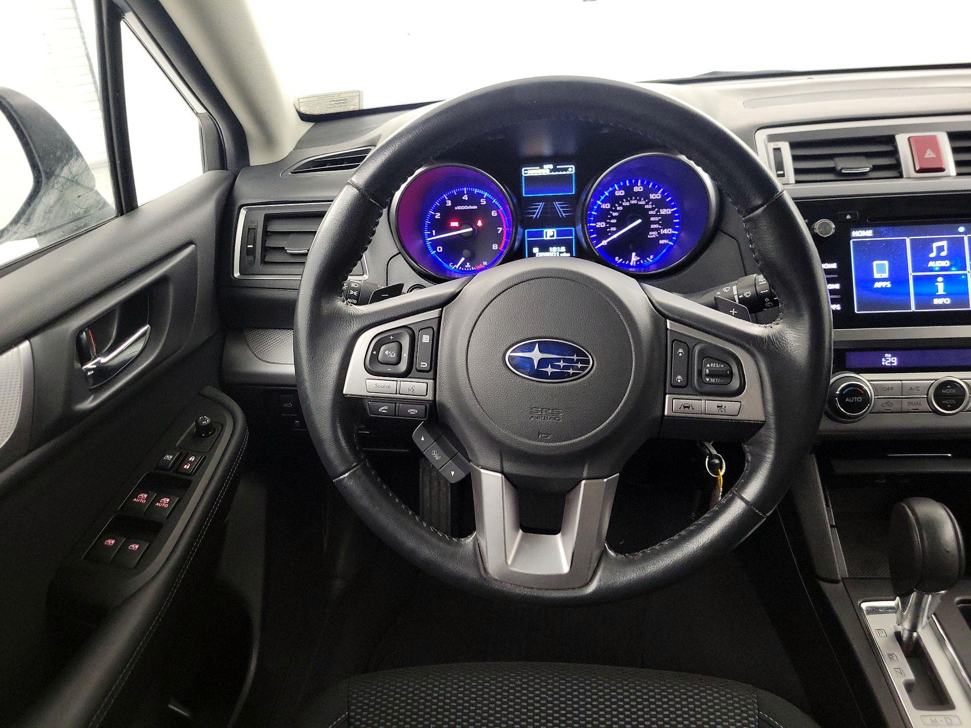 Thumbnail: 2016 Subaru Outback - 10