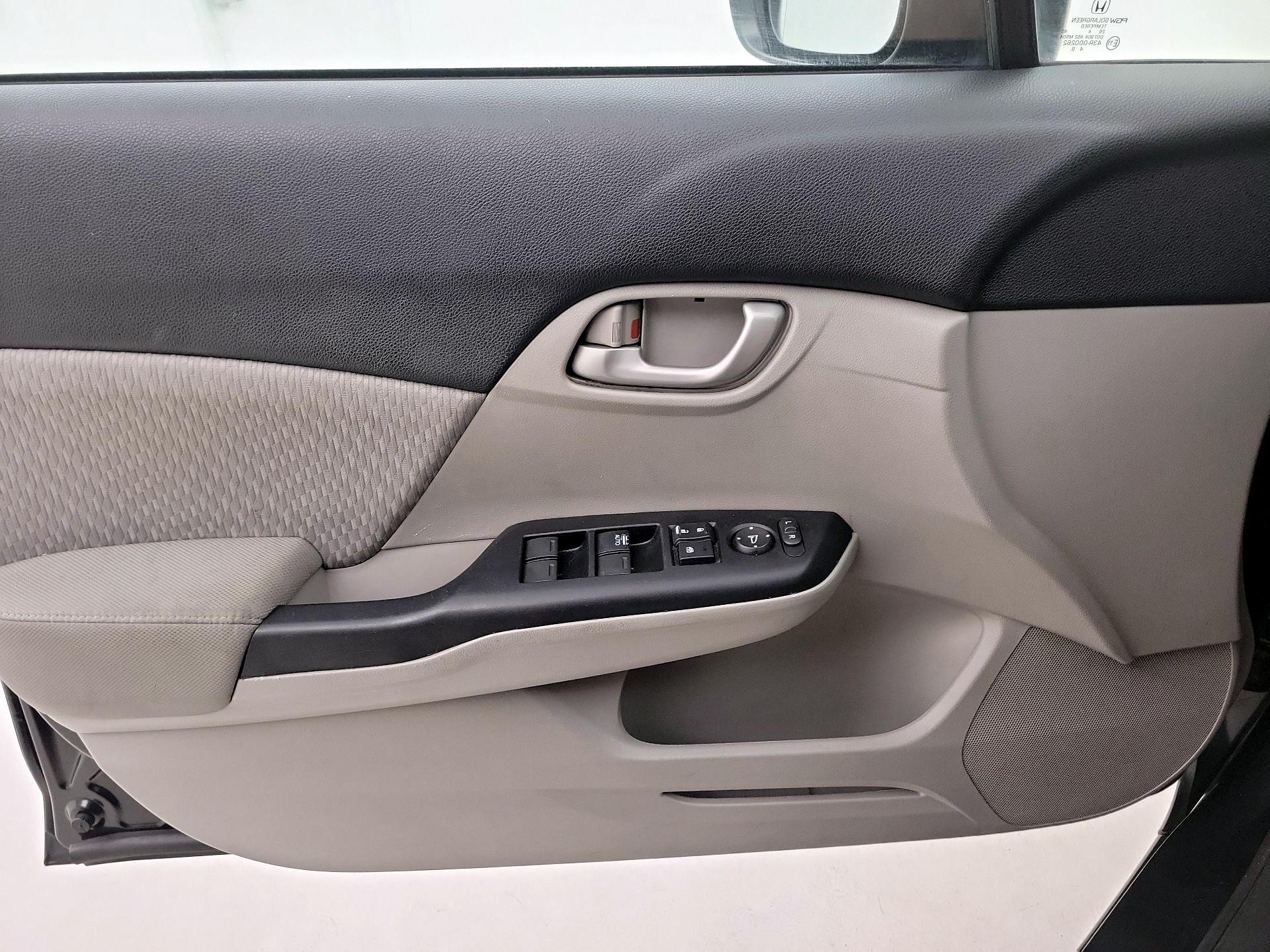 Thumbnail: 2015 Honda Civic - 12