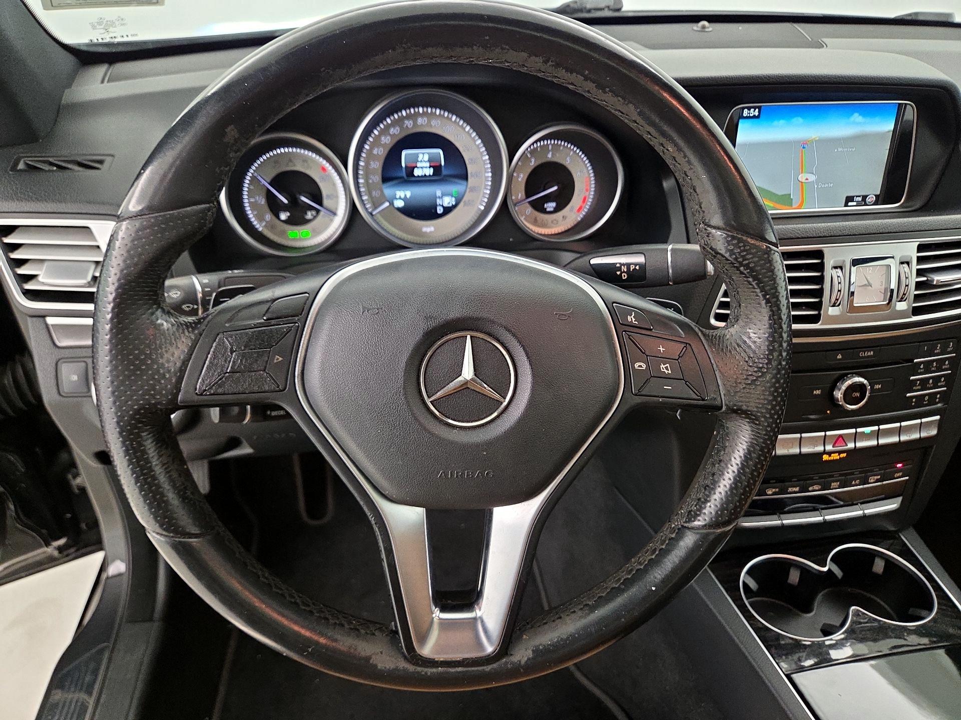 Thumbnail: 2016 Mercedes-Benz E-Class - 10