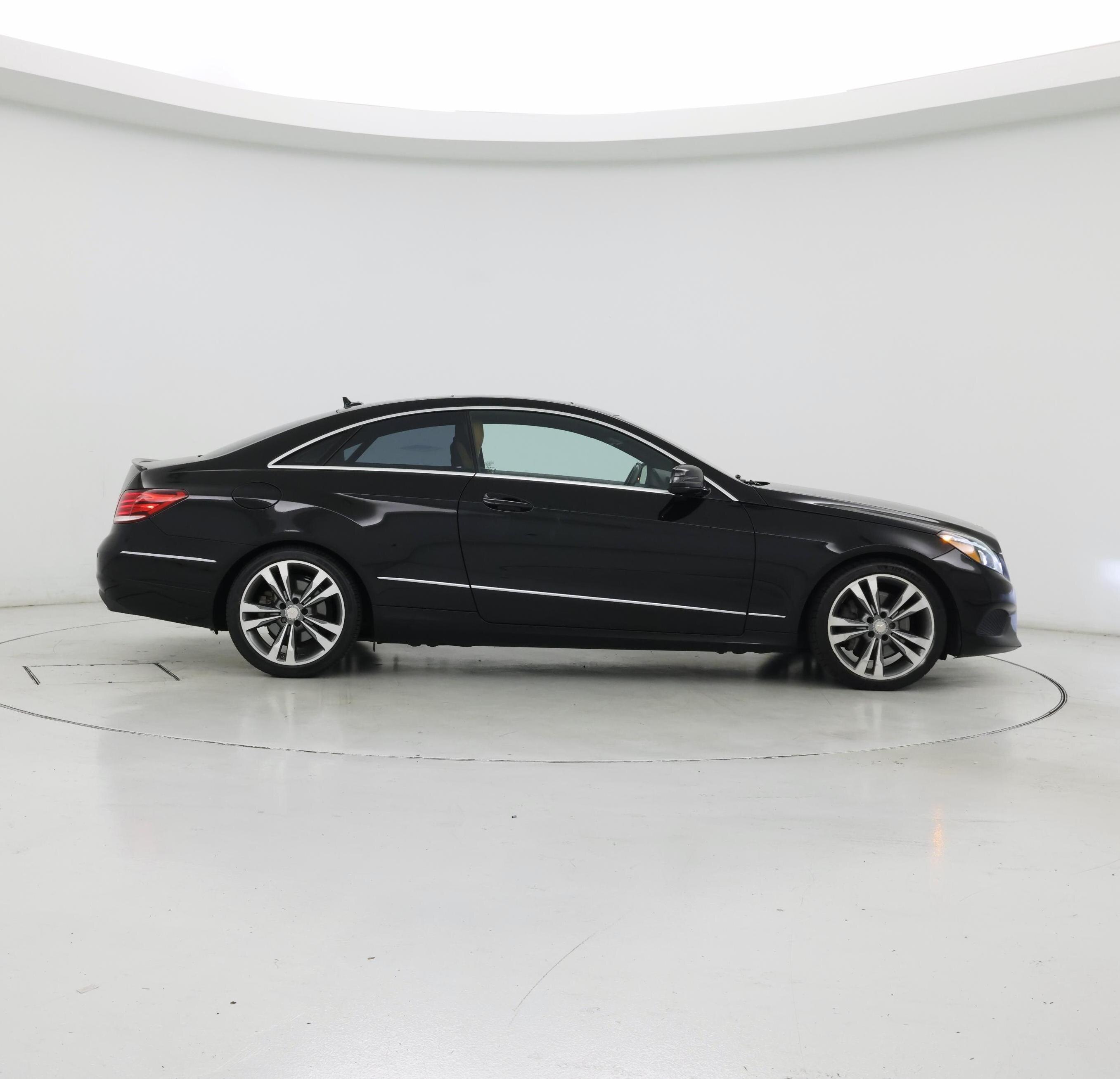Thumbnail: 2016 Mercedes-Benz E-Class - 7
