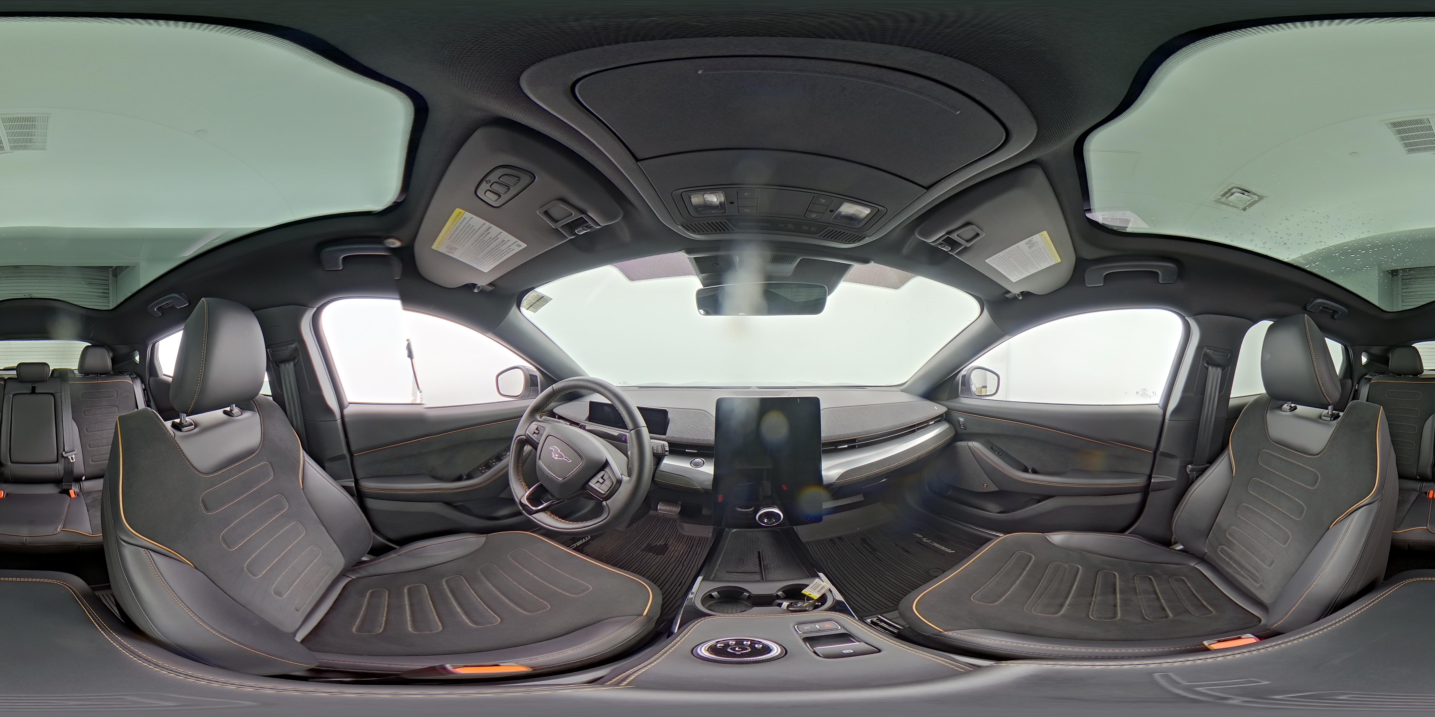 2022 Ford Mustang Mach-E GT AWD - Photo 25
