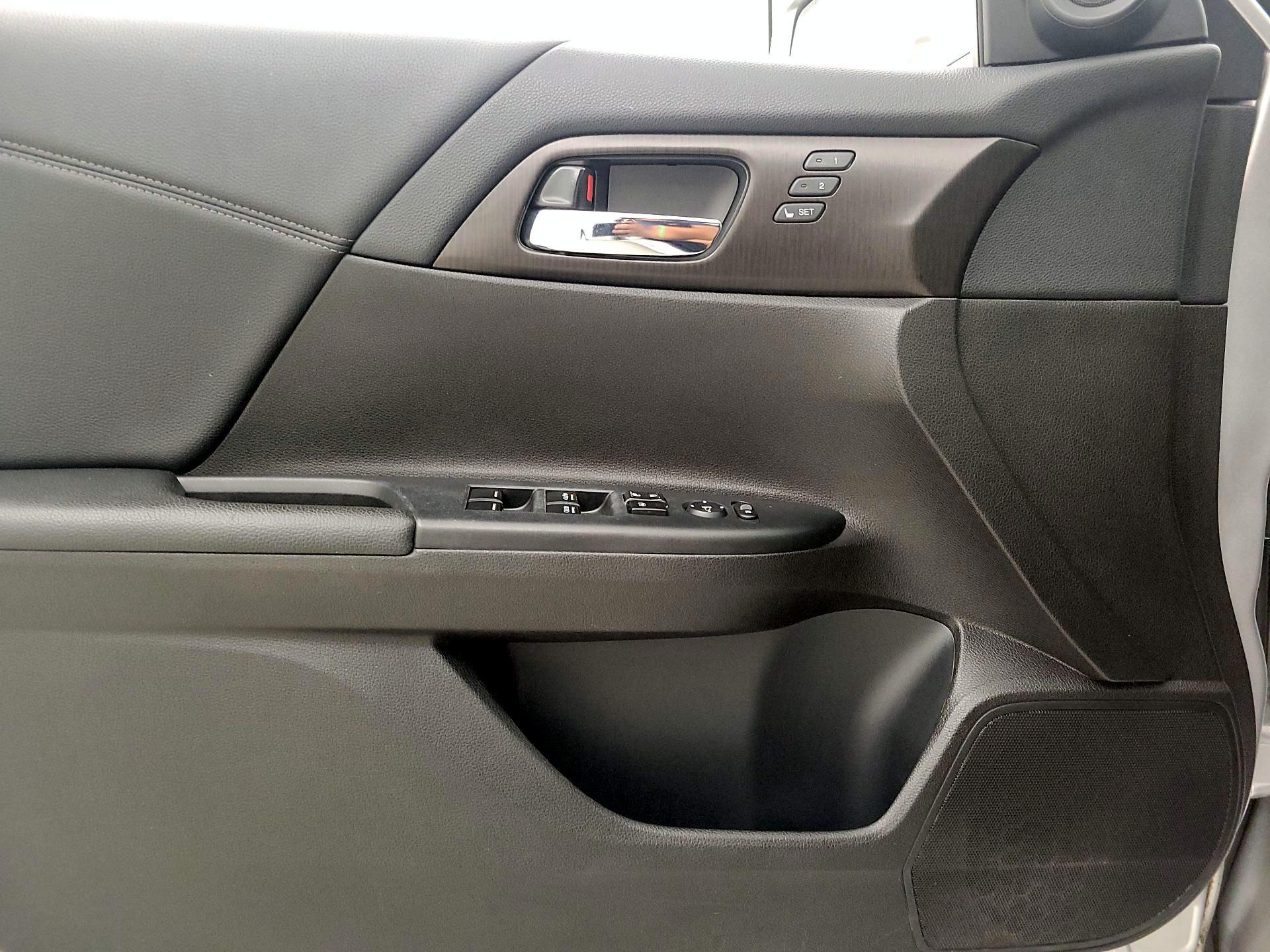 Thumbnail: 2014 Honda Accord - 12