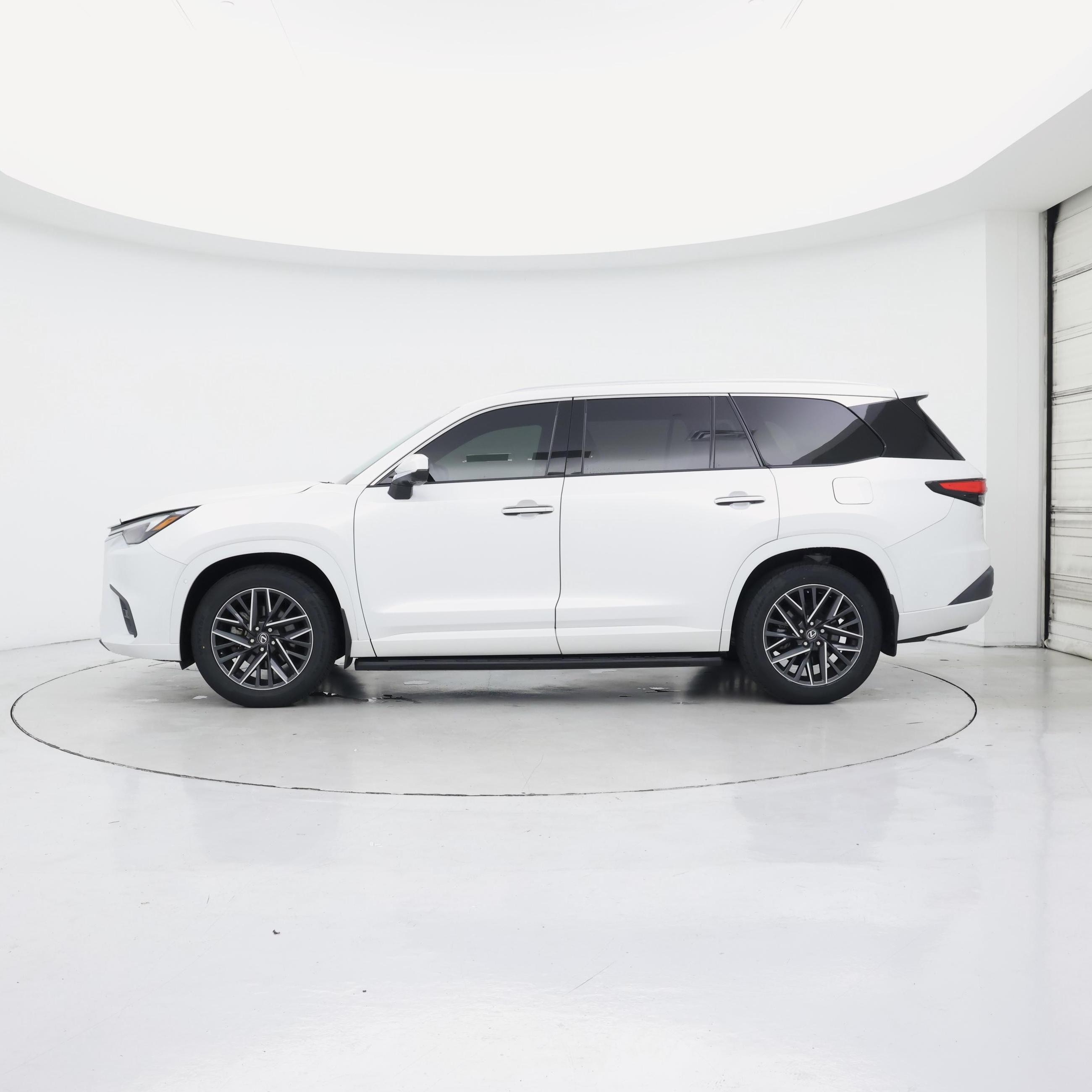 Thumbnail: 2024 Lexus TX - 3