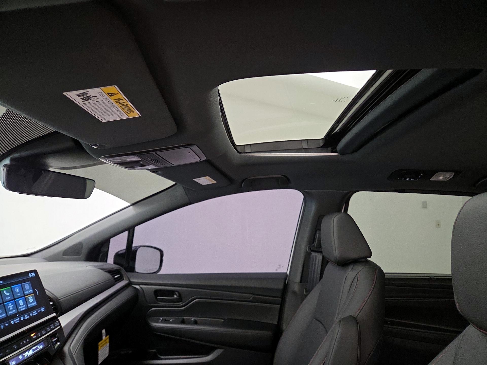 Thumbnail: 2026 Honda Odyssey - 19