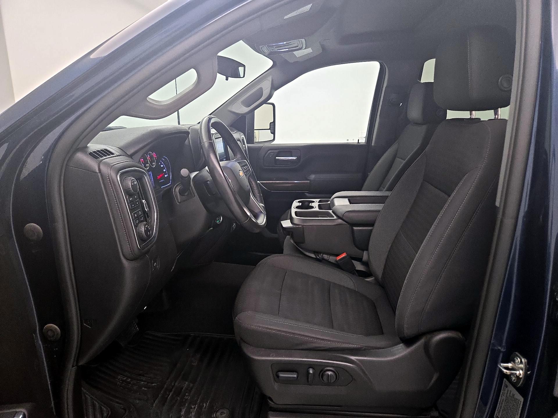 Thumbnail: 2023 Chevrolet Silverado 3500 - 11