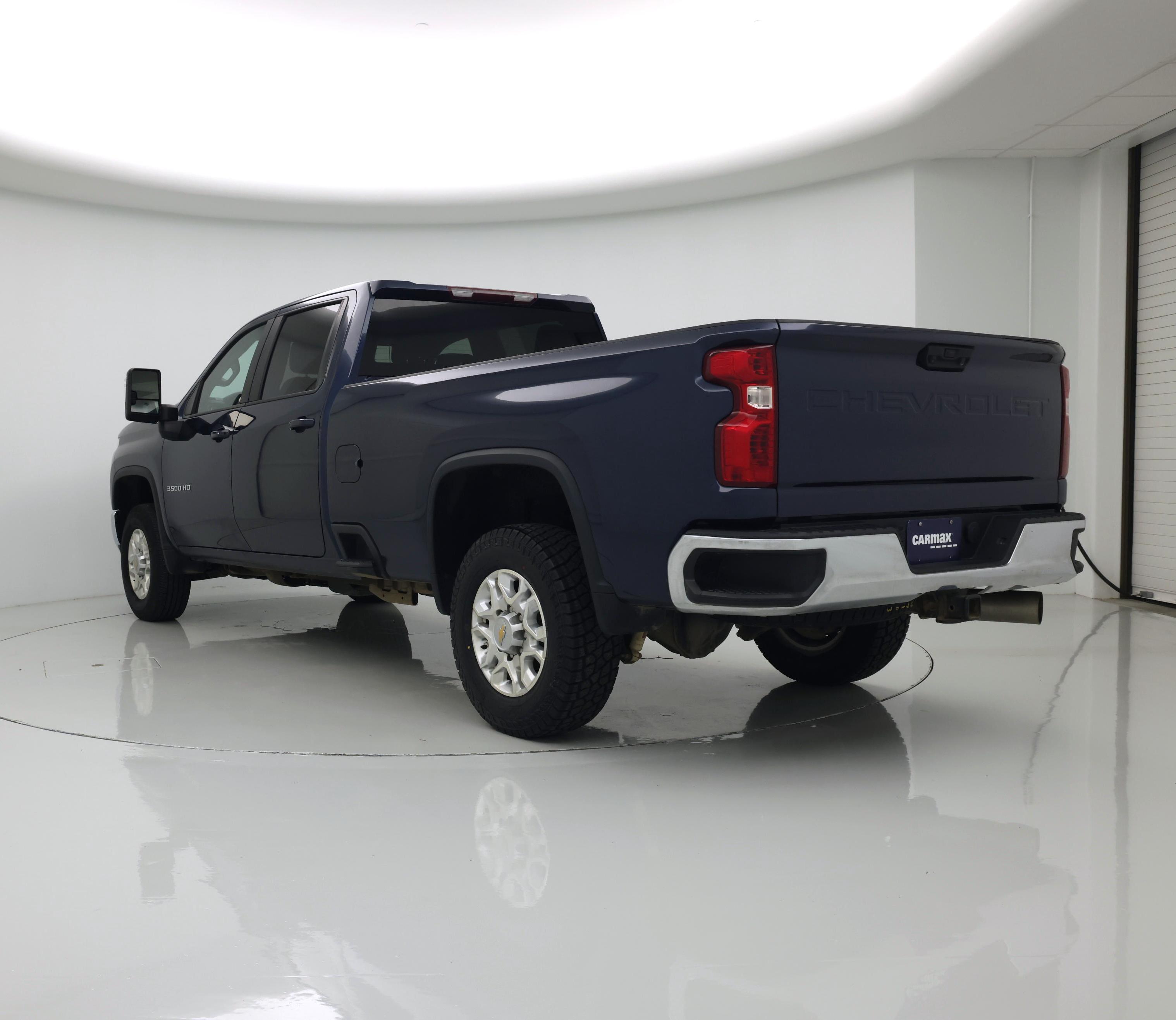 Thumbnail: 2023 Chevrolet Silverado 3500 - 2