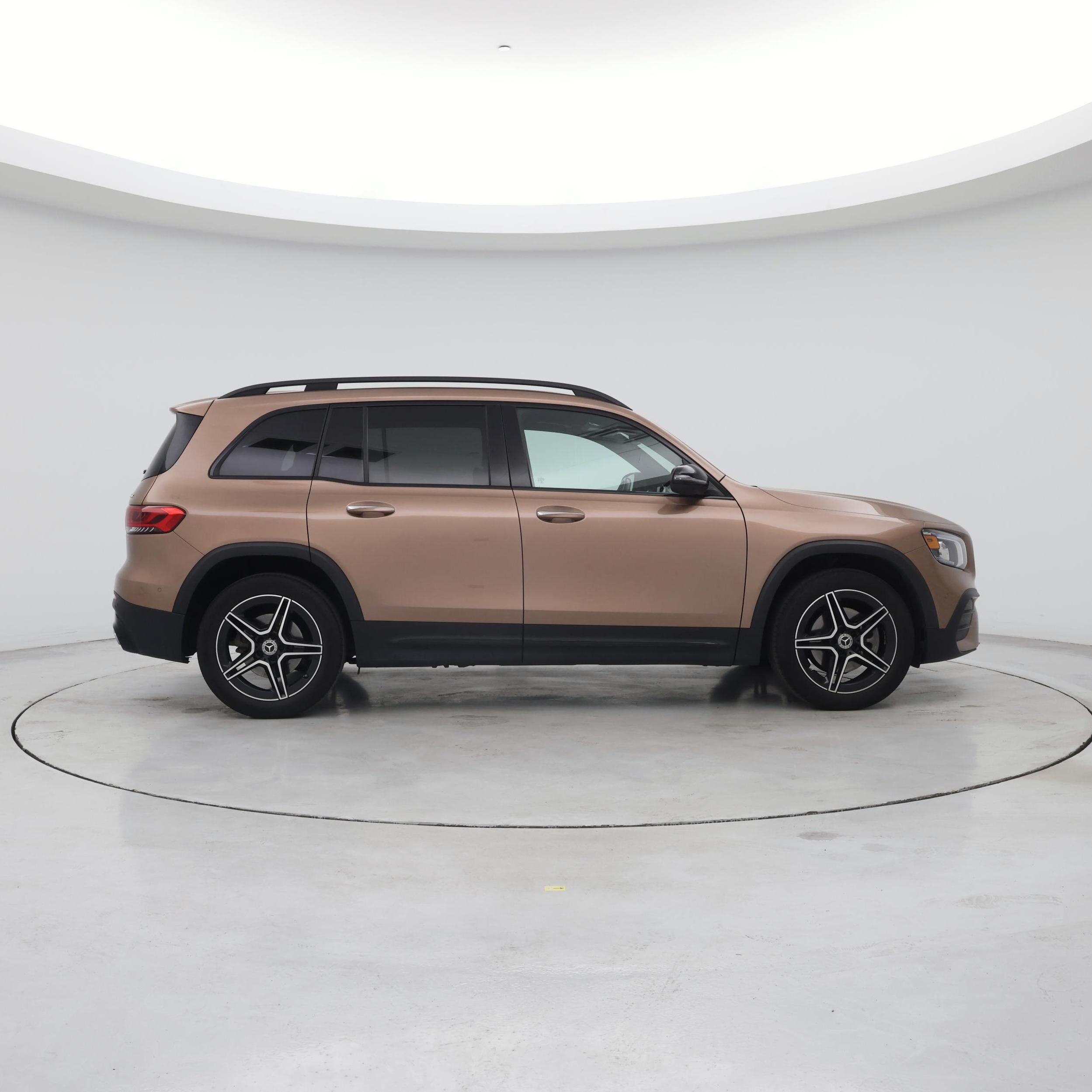 Thumbnail: 2022 Mercedes-Benz GLB - 7