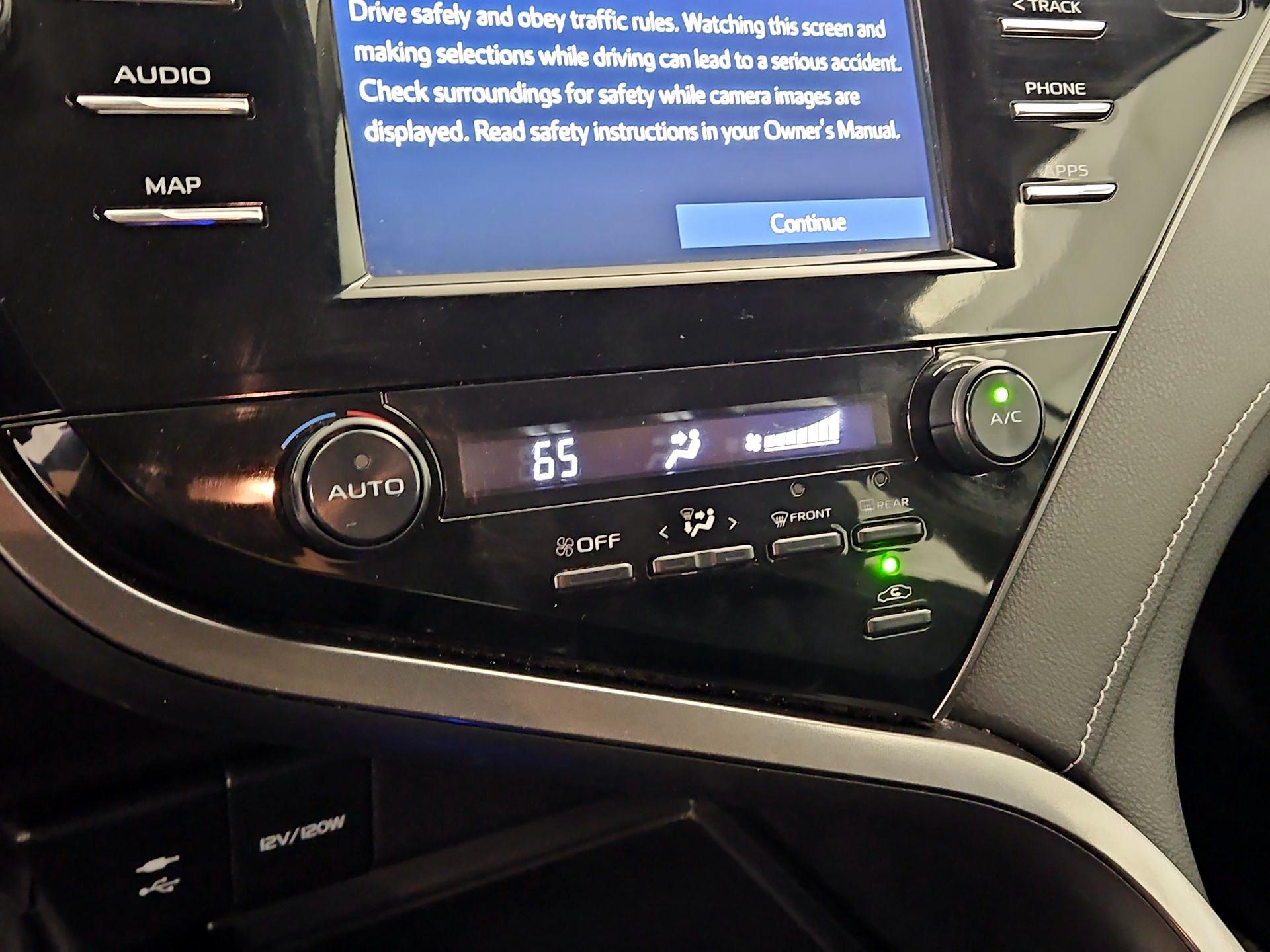 Thumbnail: 2019 Toyota Camry - 14