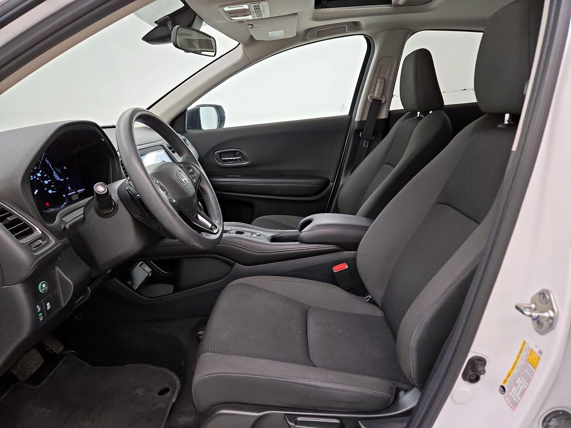 Thumbnail: 2019 Honda HR-V - 11