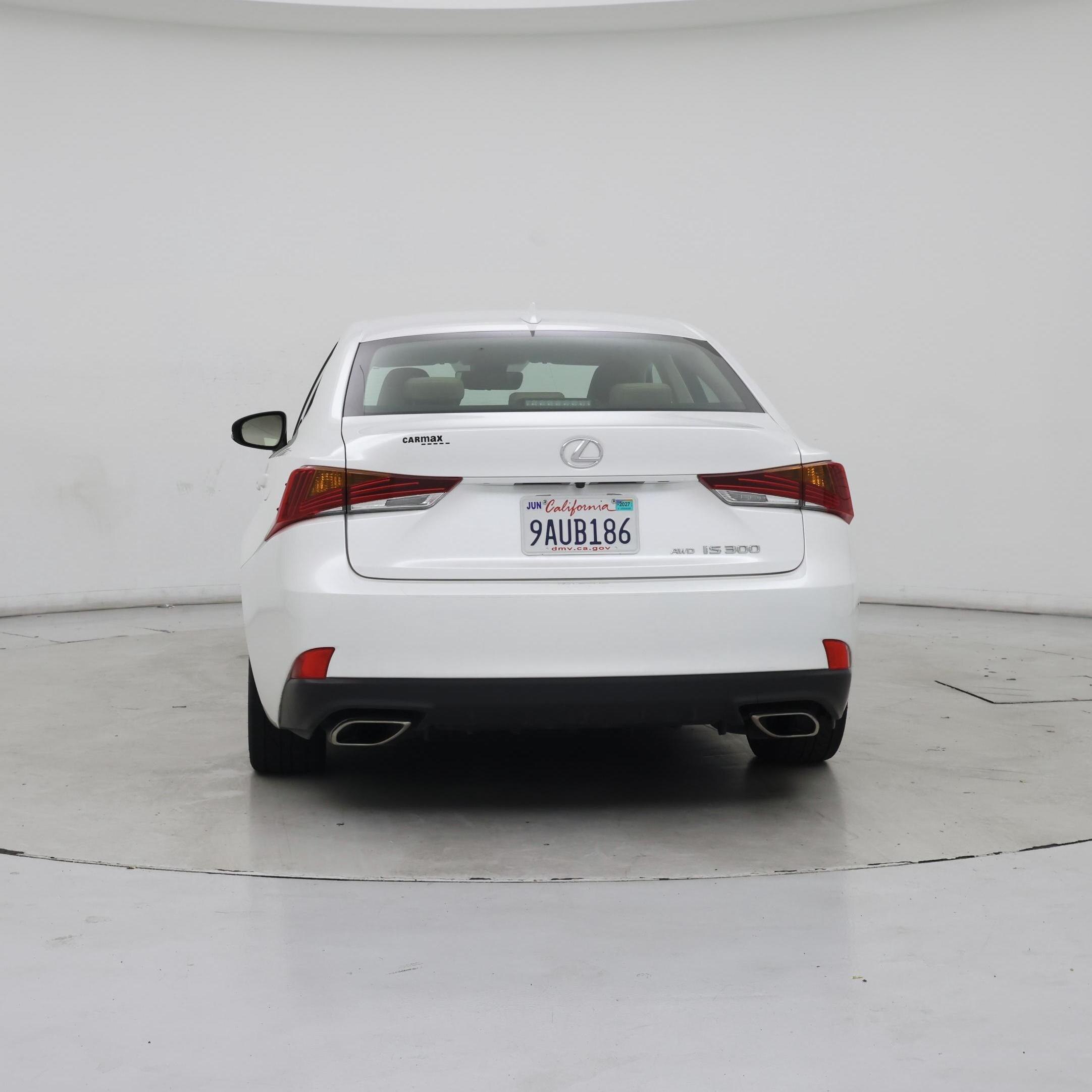 Thumbnail: 2019 Lexus IS - 6