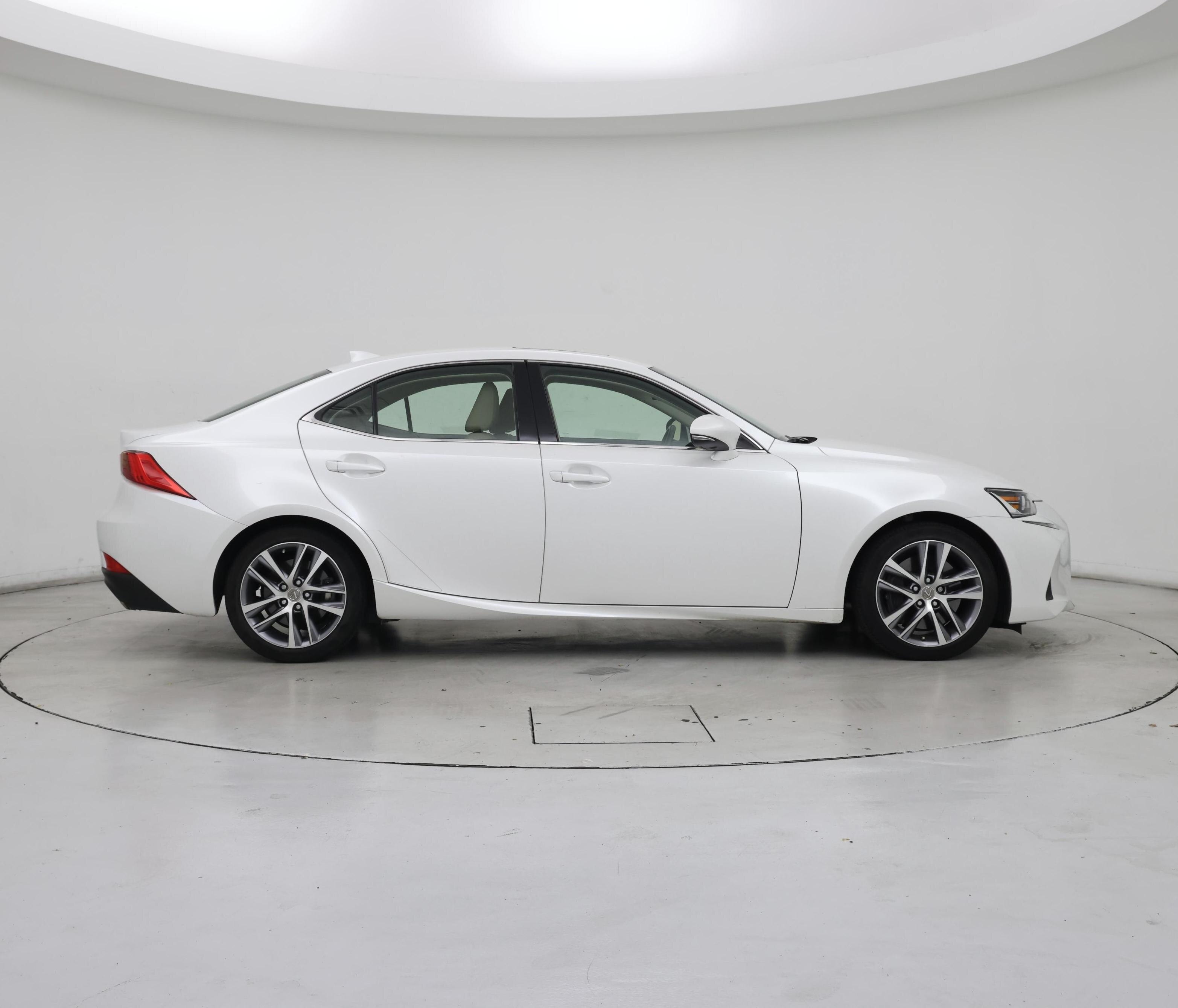 Thumbnail: 2019 Lexus IS - 7