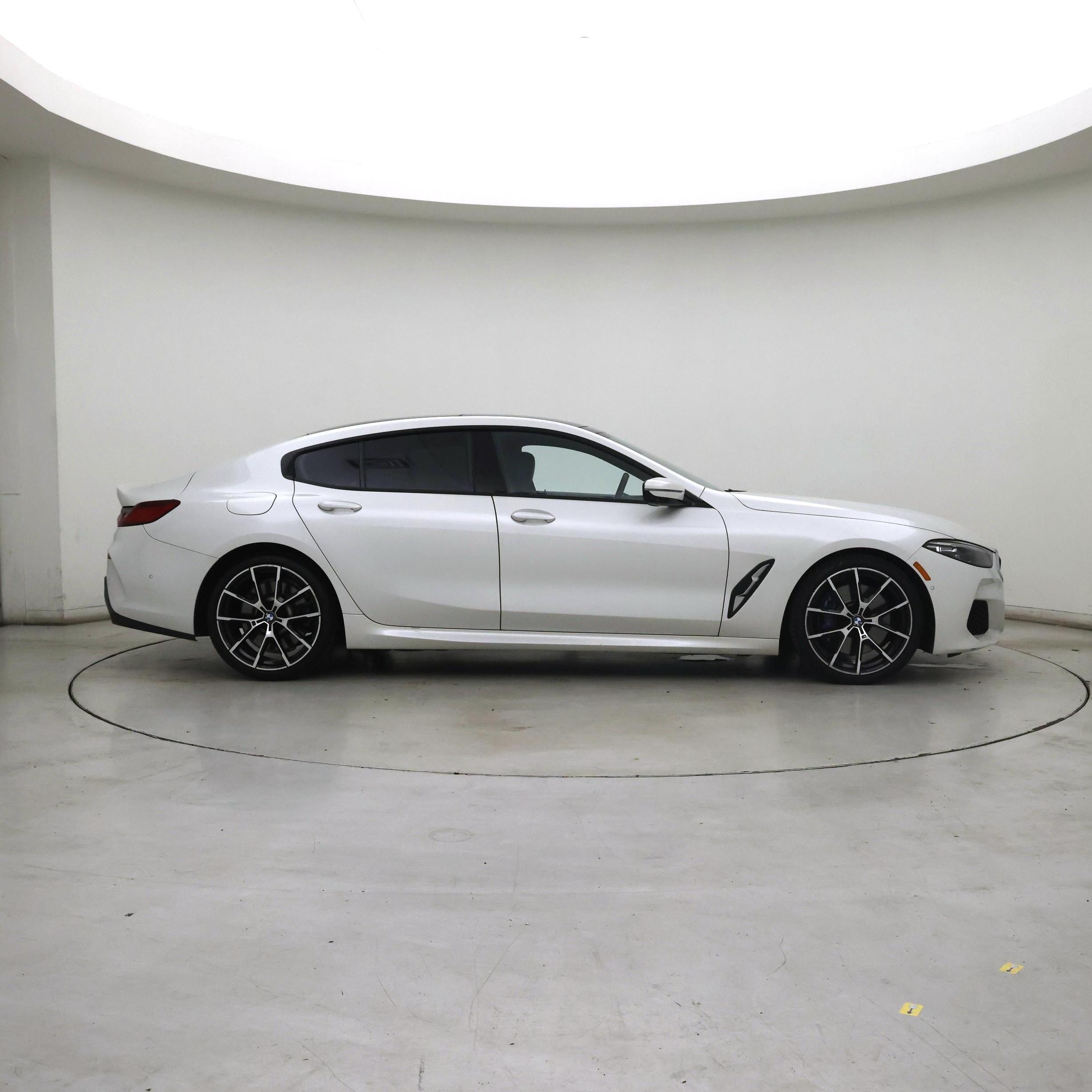 Thumbnail: 2021 BMW 8 Series - 7