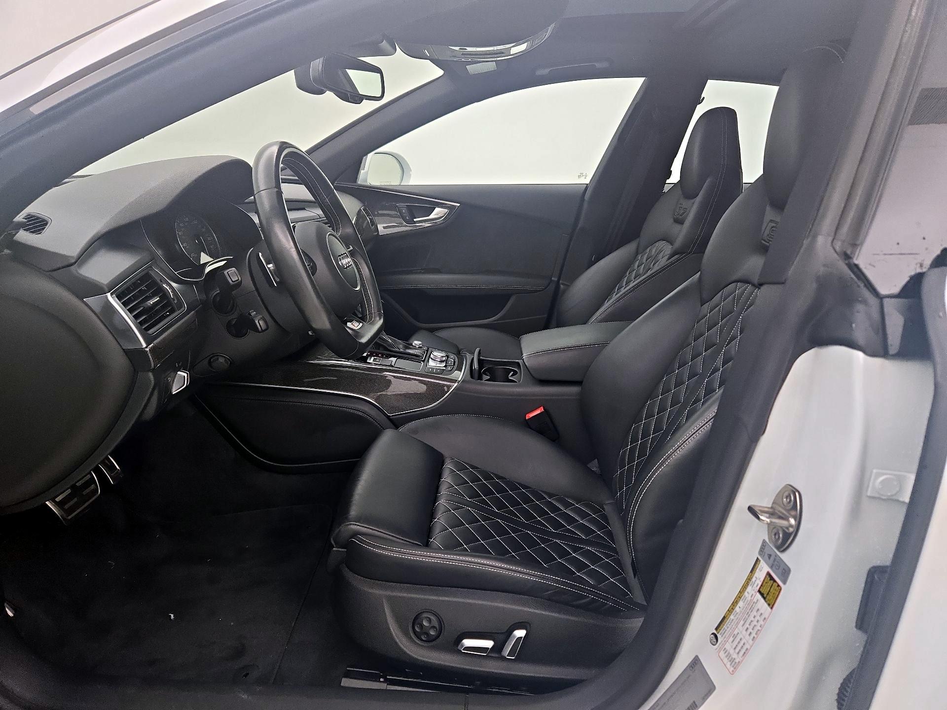 Thumbnail: 2017 Audi S7 - 11