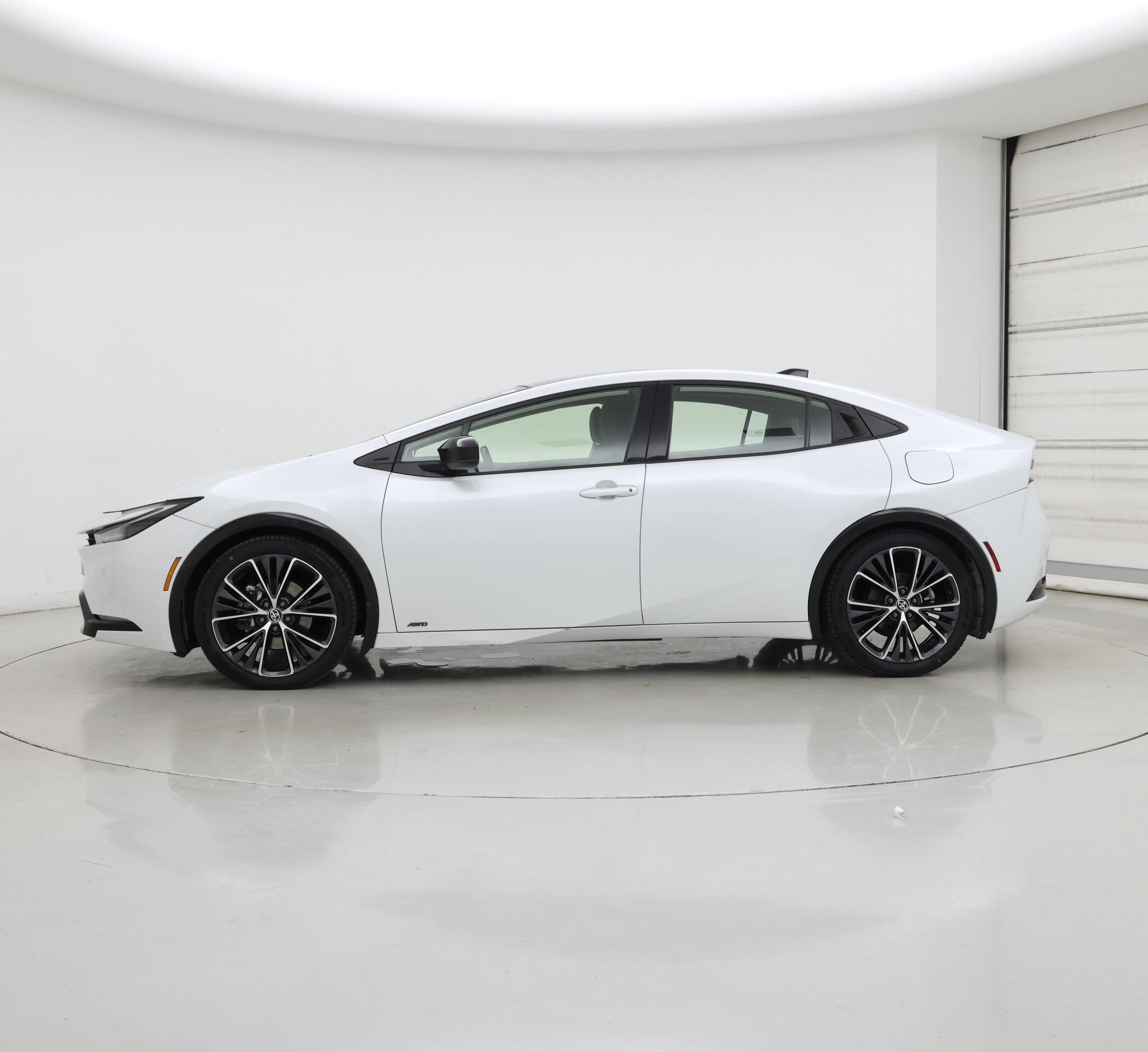 Thumbnail: 2024 Toyota Prius - 3