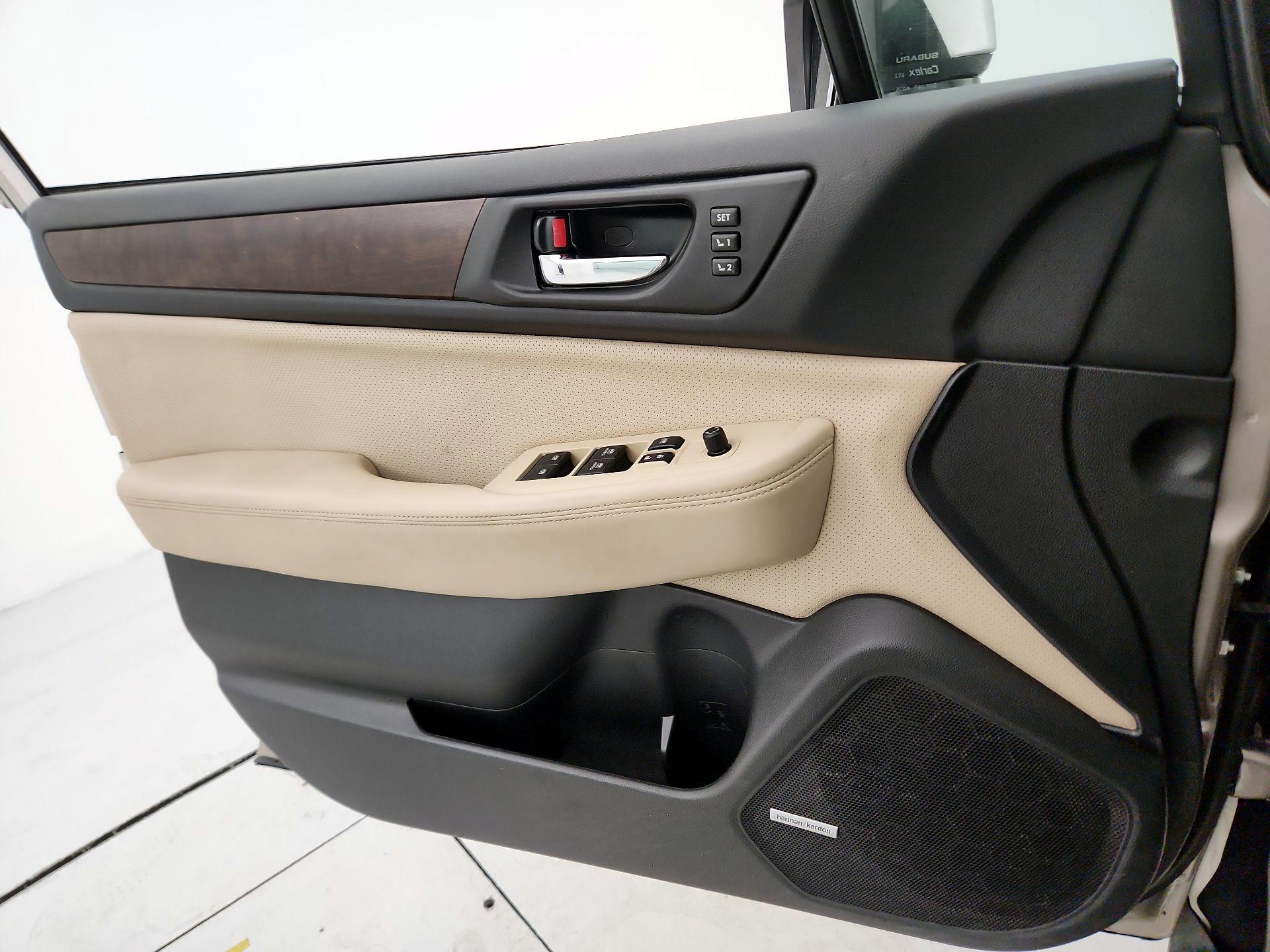 Thumbnail: 2015 Subaru Outback - 12