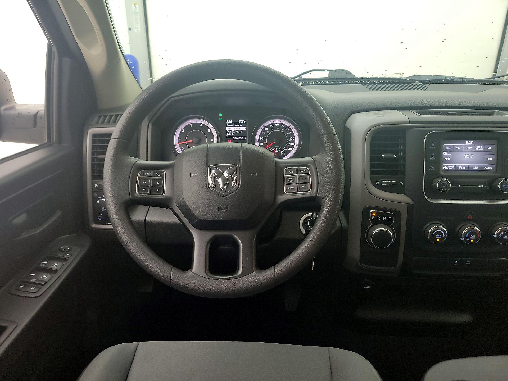 Thumbnail: 2021 RAM 1500 Classic - 10