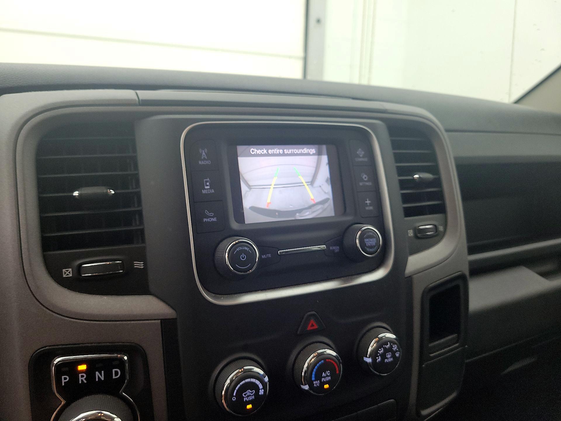 Thumbnail: 2021 RAM 1500 Classic - 14
