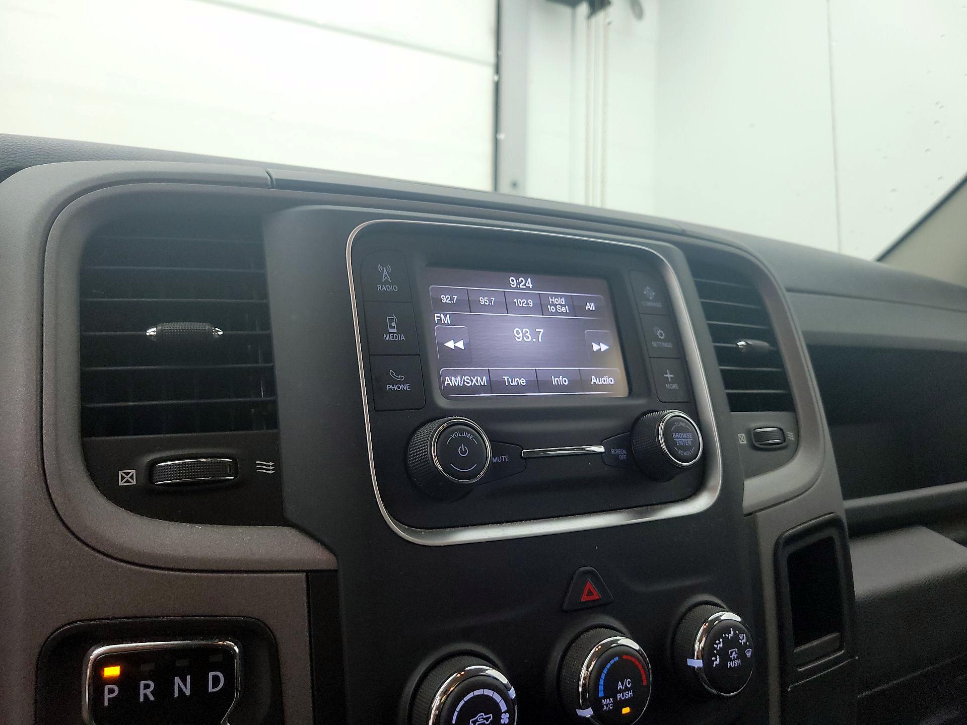 Thumbnail: 2021 RAM 1500 Classic - 15