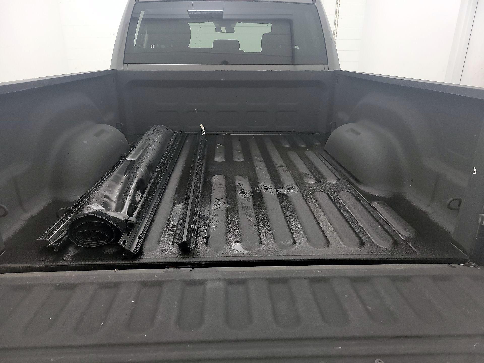 Thumbnail: 2021 RAM 1500 Classic - 19