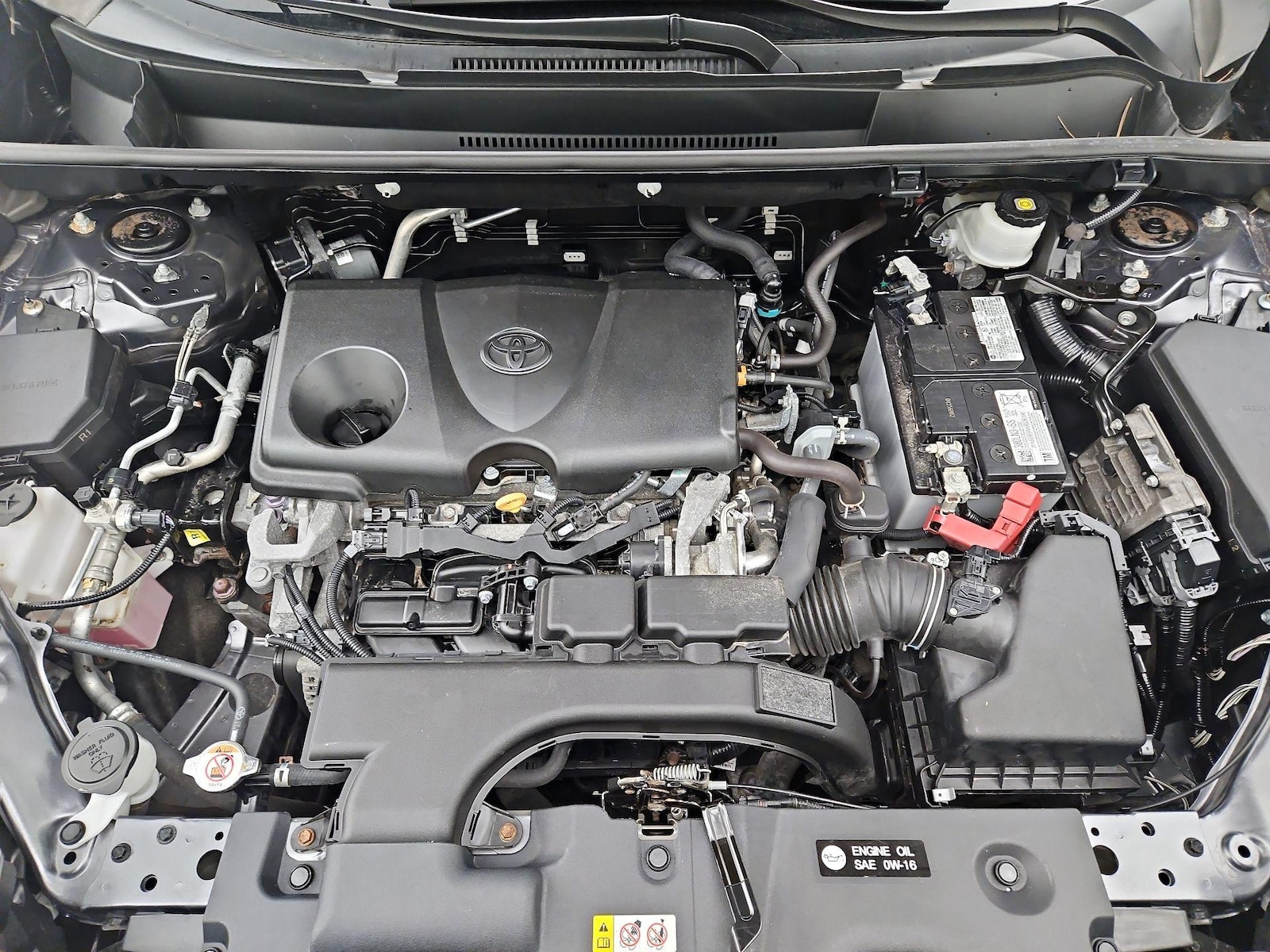 2021 Toyota RAV4 XLE - Photo 22