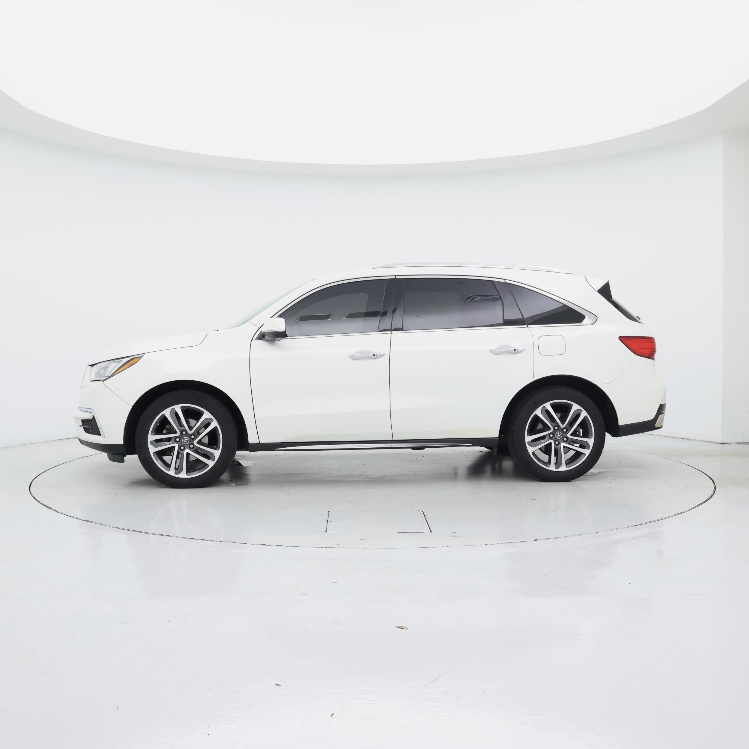 Thumbnail: 2017 Acura MDX - 3