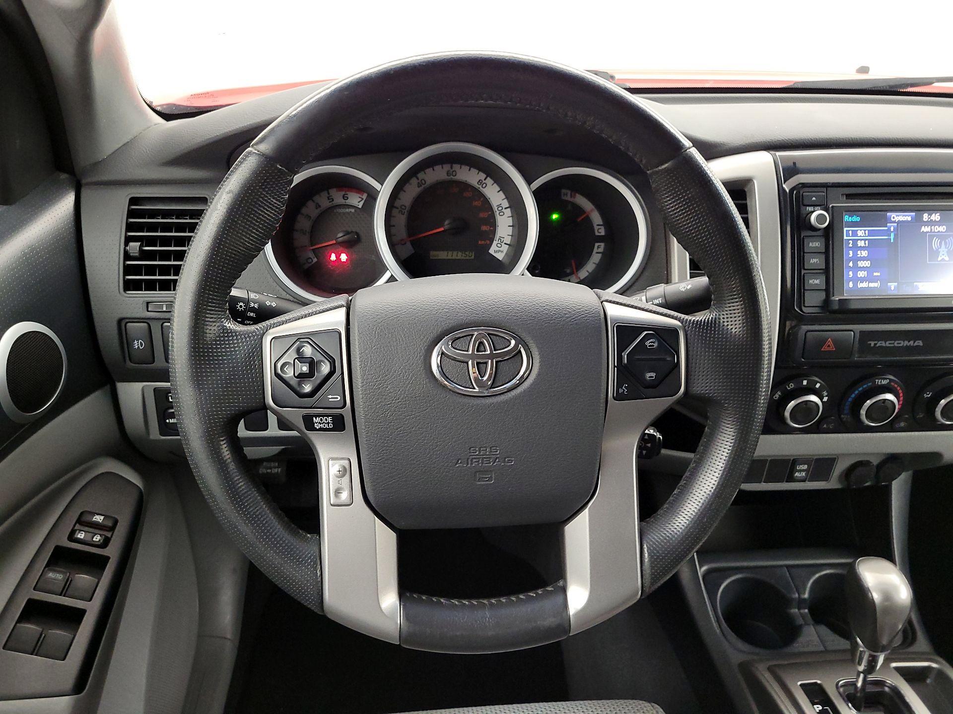 Thumbnail: 2015 Toyota Tacoma - 10