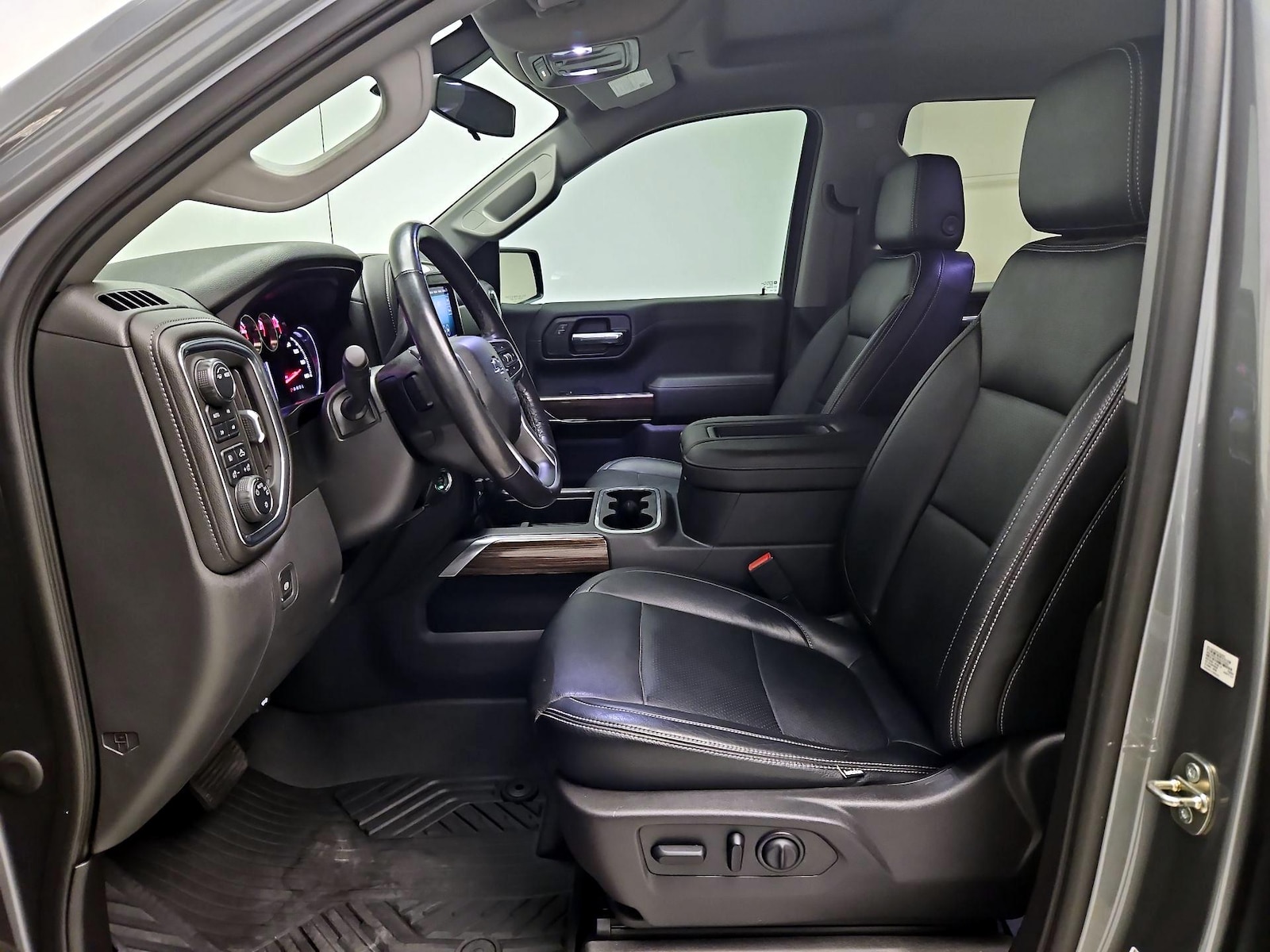 2020 Chevrolet Silverado 1500 RST - Photo 12