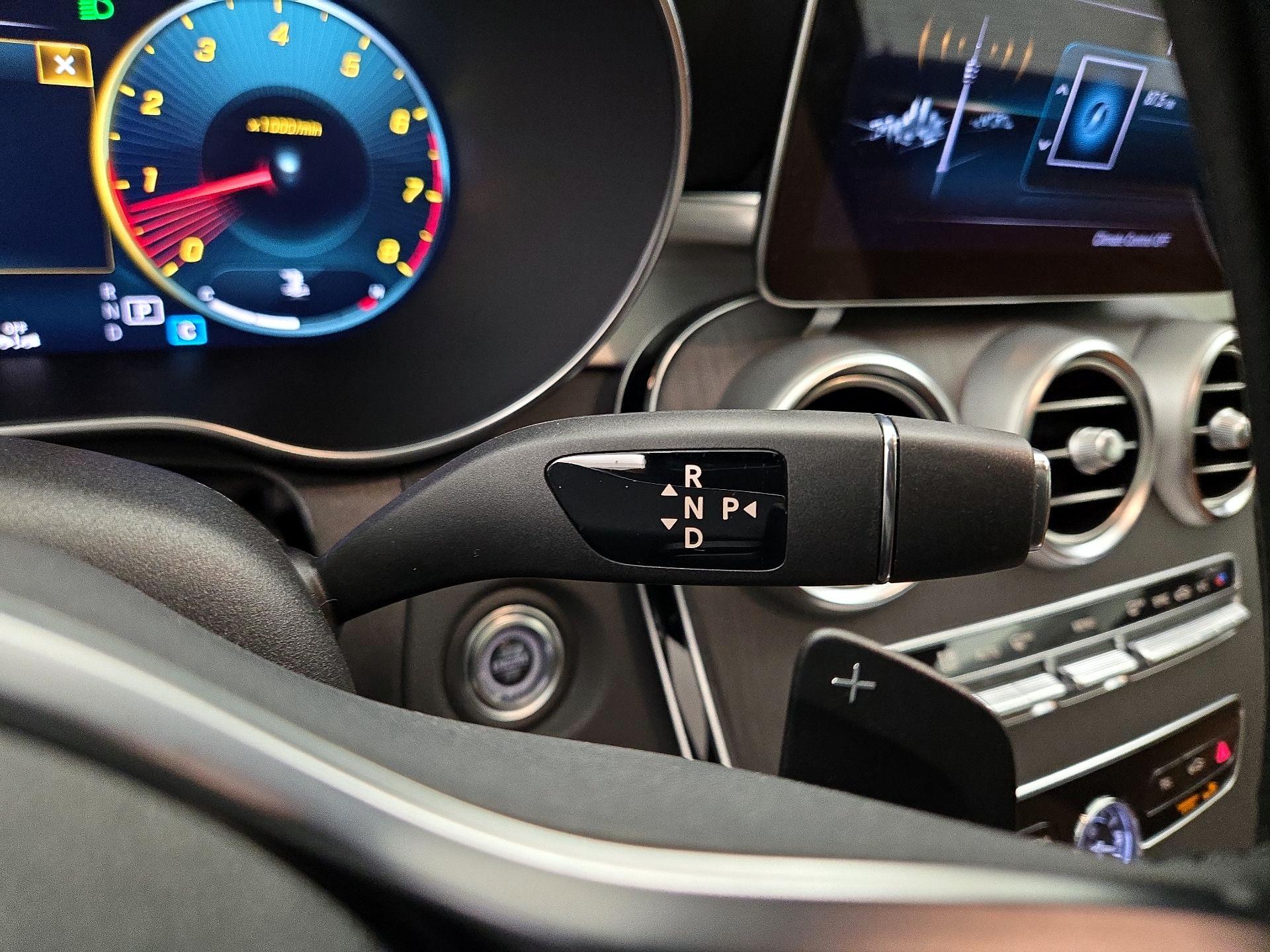 Thumbnail: 2023 Mercedes-Benz C-Class - 17