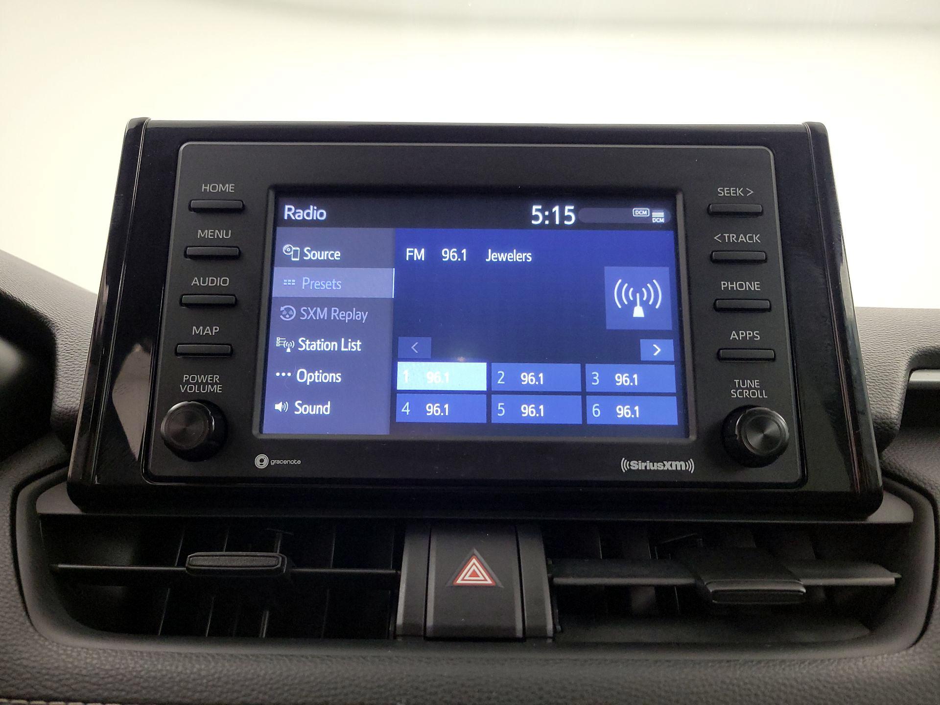 Thumbnail: 2021 Toyota RAV4 - 15