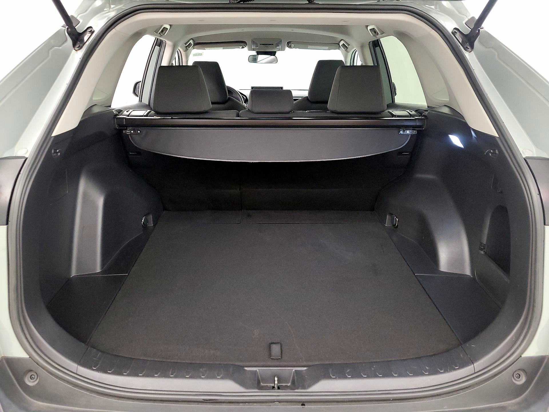 Thumbnail: 2021 Toyota RAV4 - 20