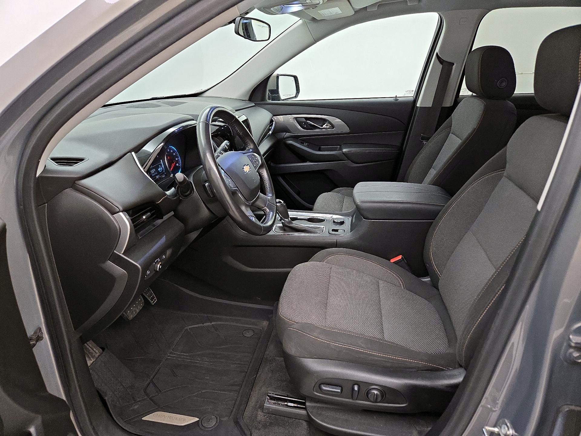 Thumbnail: 2019 Chevrolet Traverse - 11