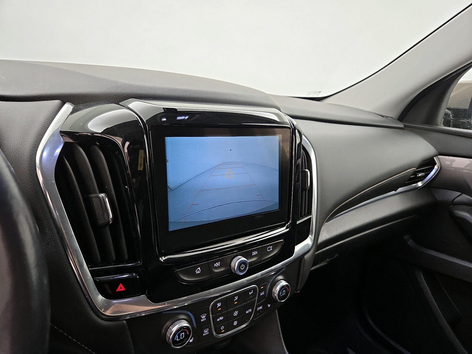 Thumbnail: 2019 Chevrolet Traverse - 14