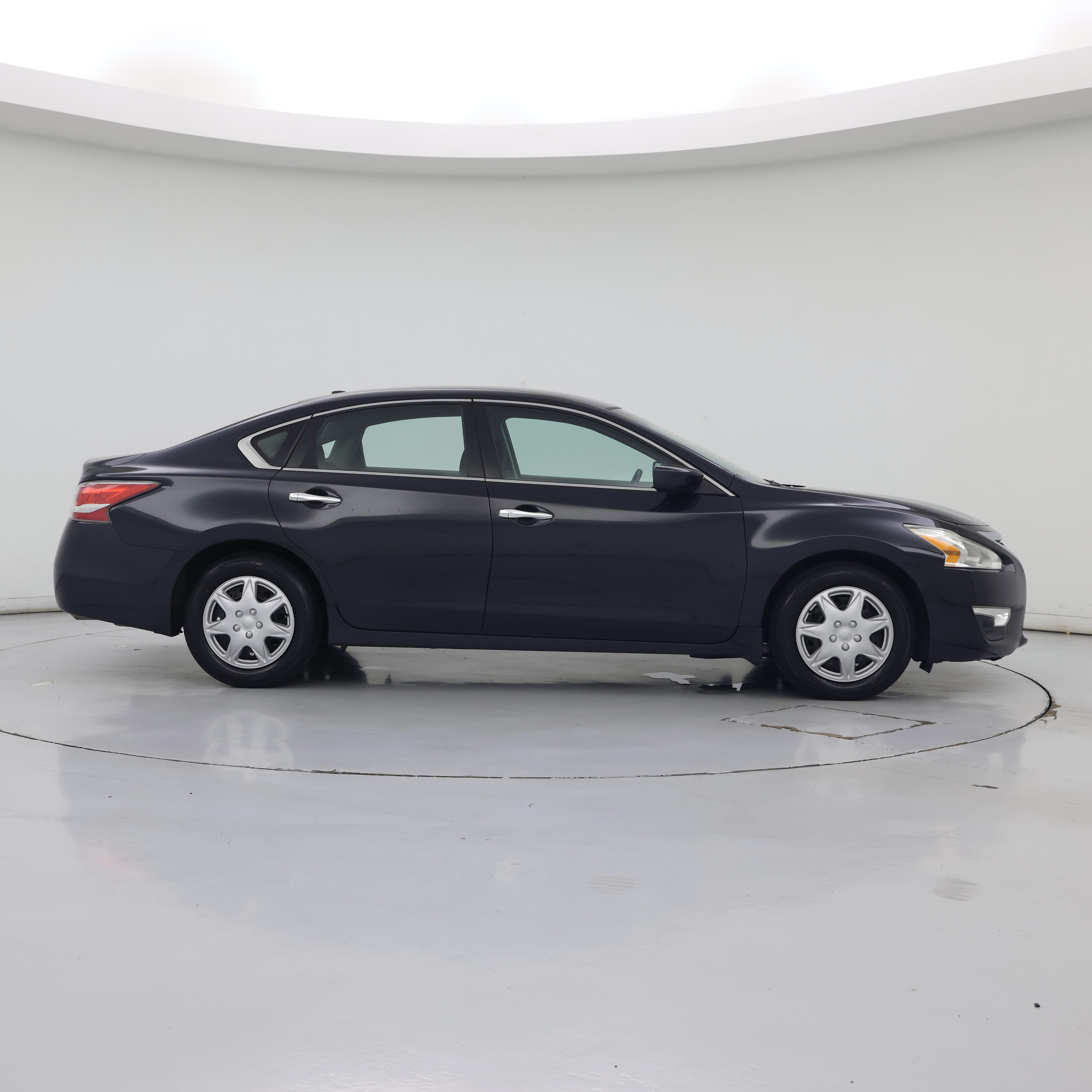 Thumbnail: 2015 Nissan Altima - 7
